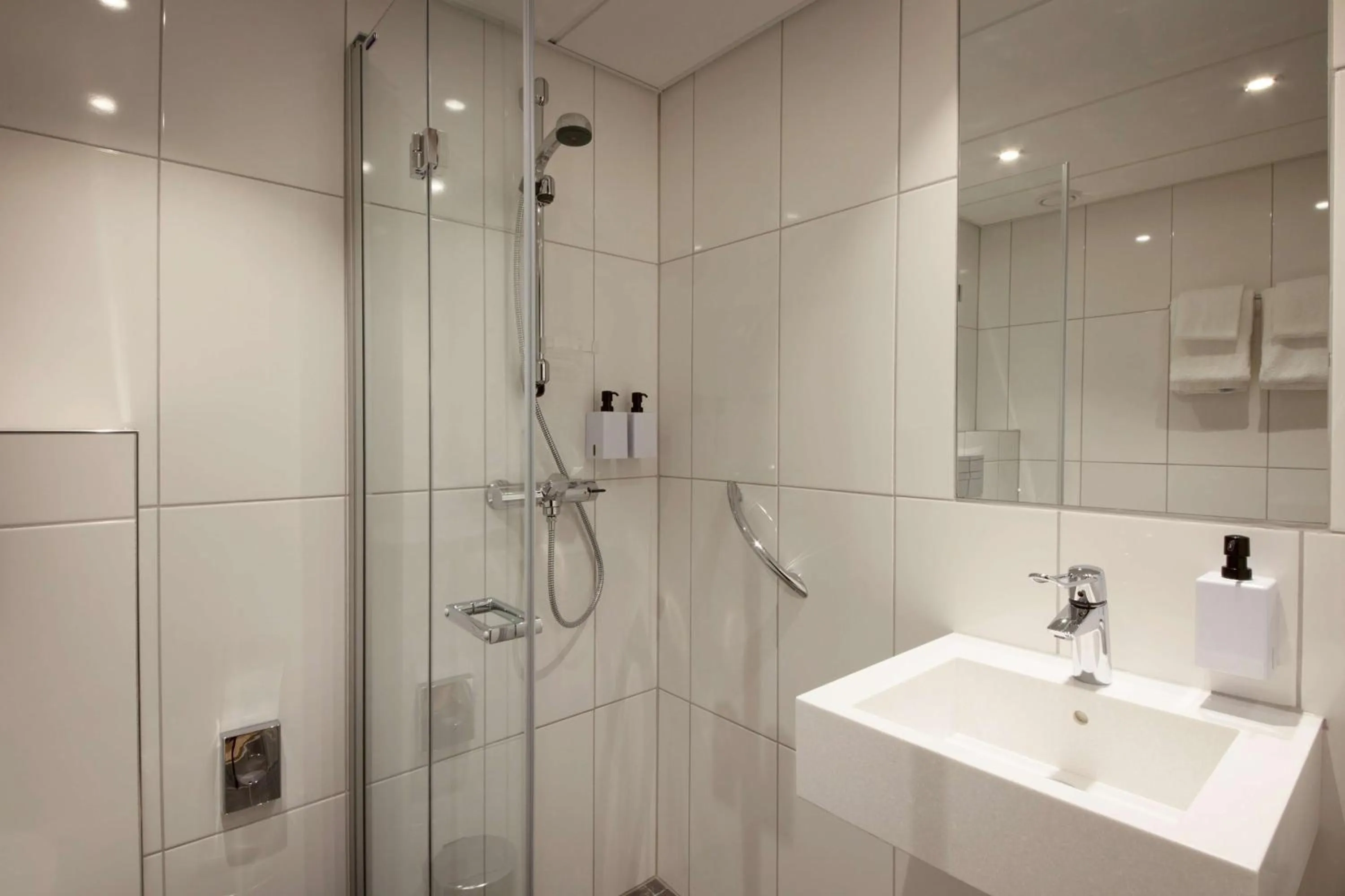 Bedroom in Scandic Victoria Oslo