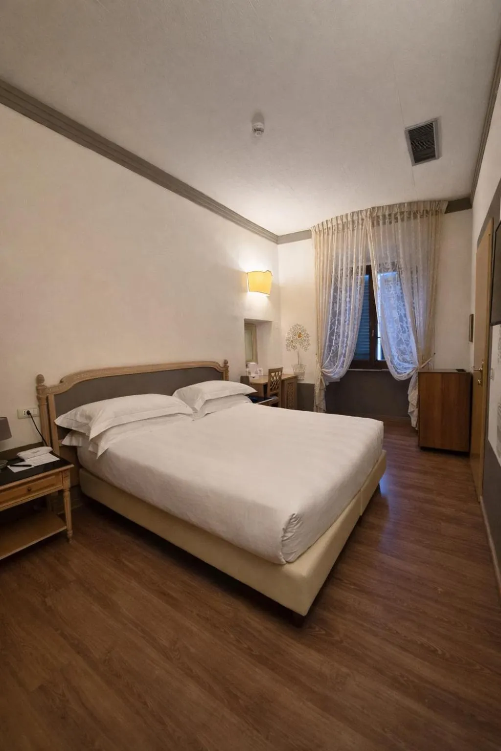 Bed in Albergo Le Terme