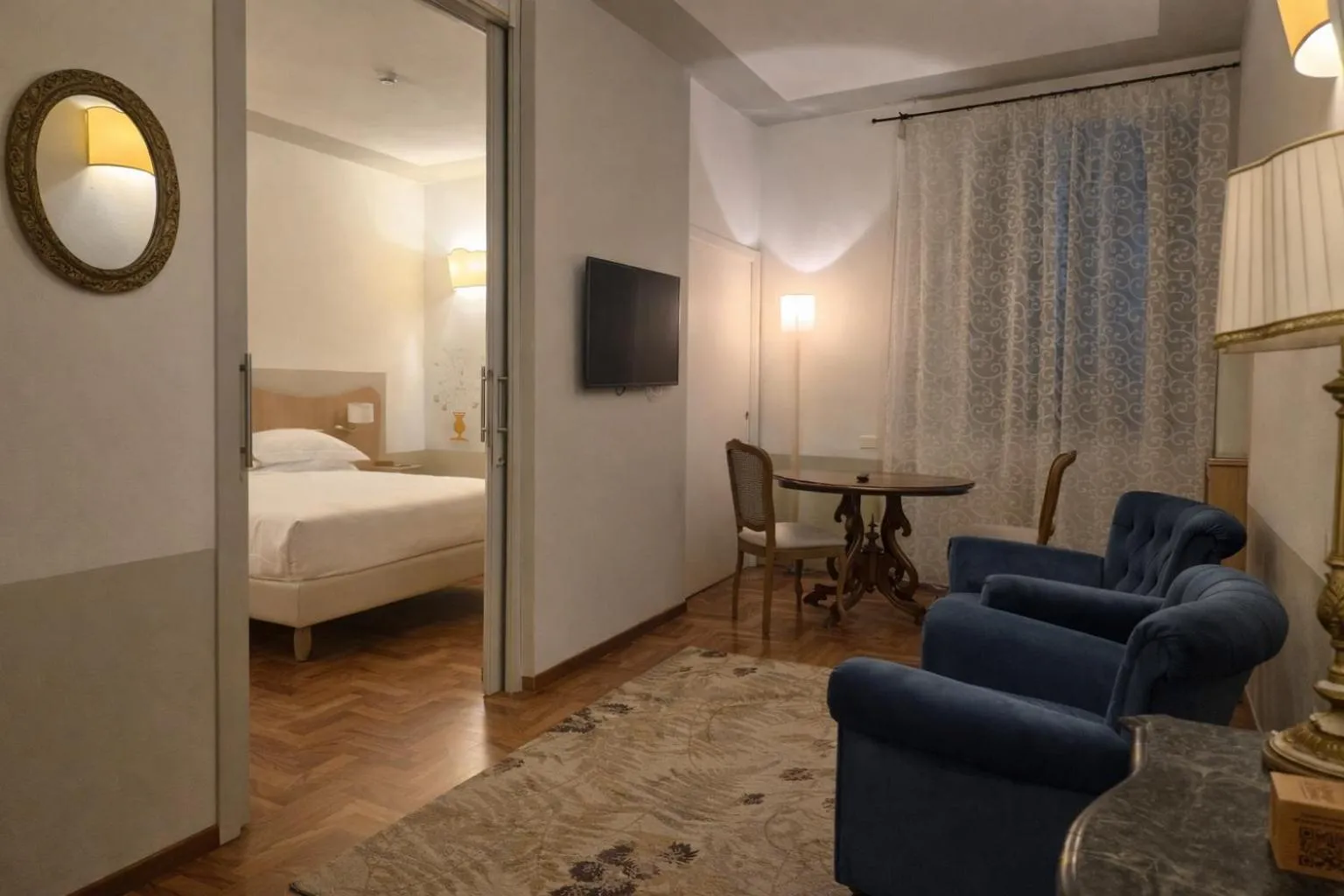 Living room, Bed in Albergo Le Terme
