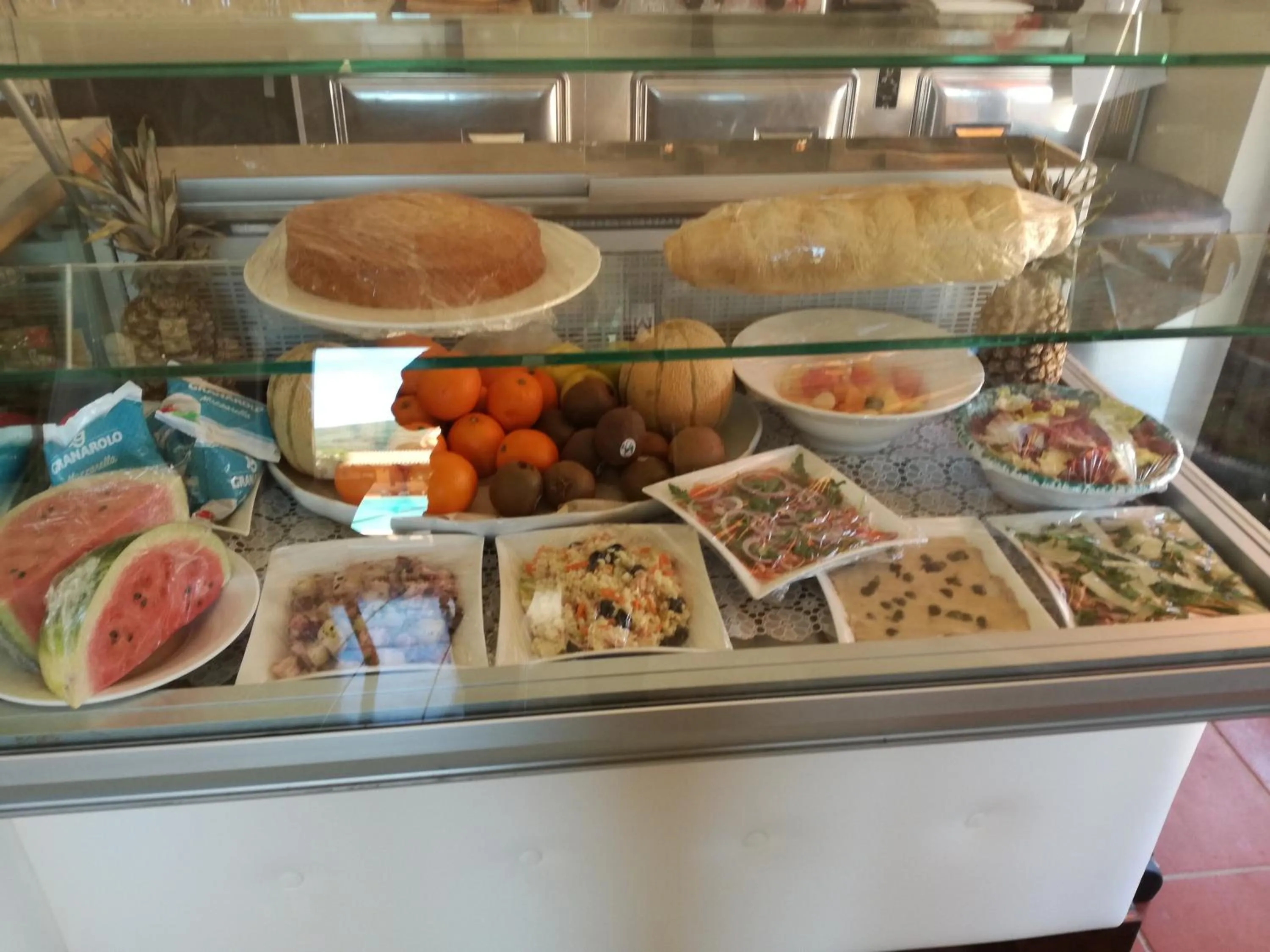 Food and drinks in Hotel Residence Villa San Giovanni