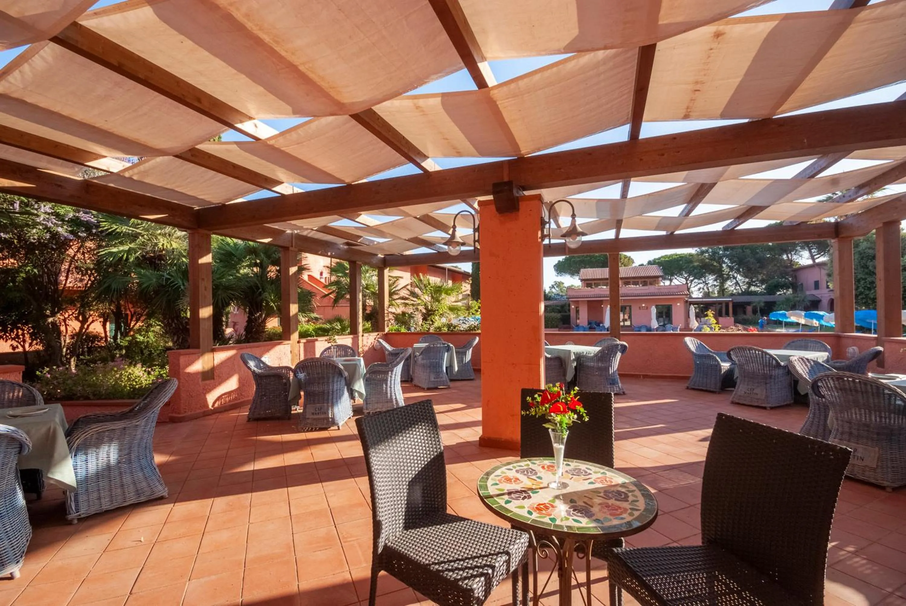 Patio in Hotel Residence Villa San Giovanni