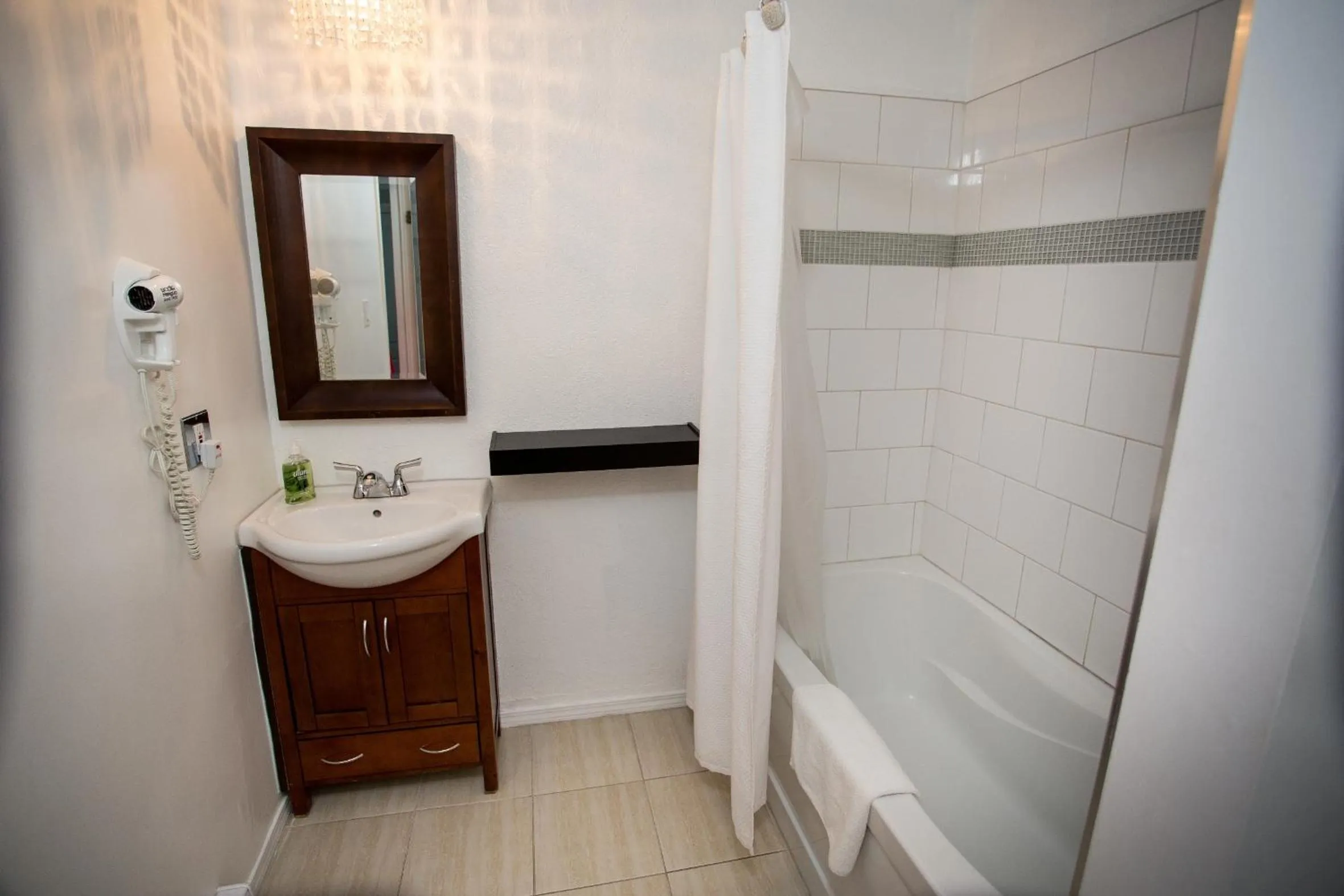 Bathroom in Studiotel Bromont