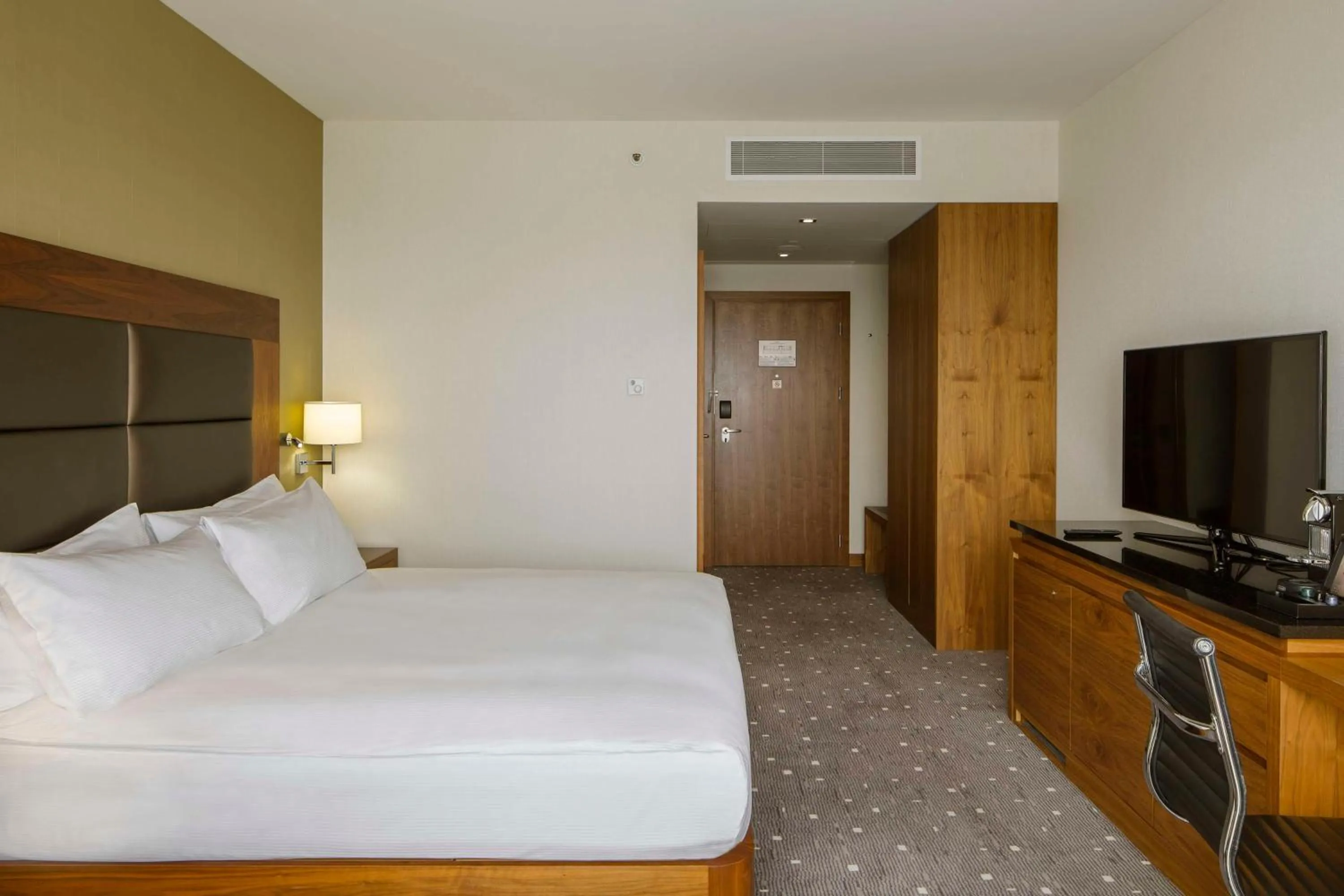 Bed in DoubleTree by Hilton Łódź