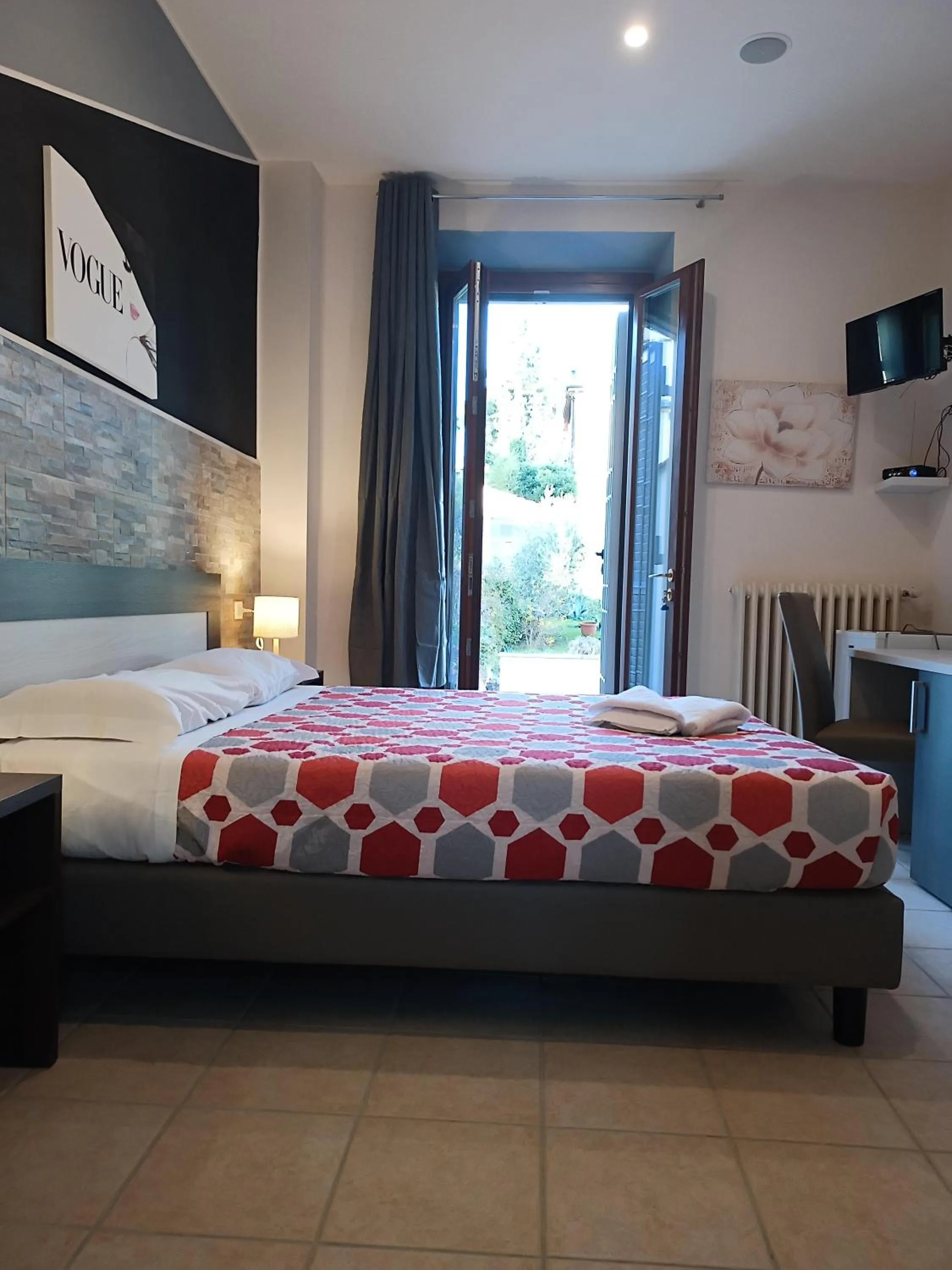 hair dresser, Bed in Villa Gelsomino Garden