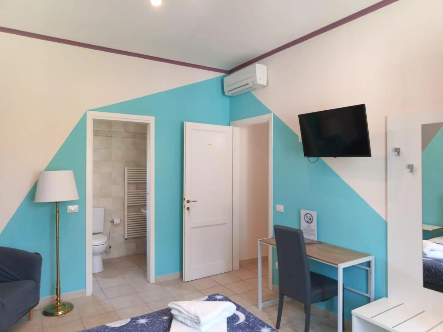 Bedroom in Villa Gelsomino Garden