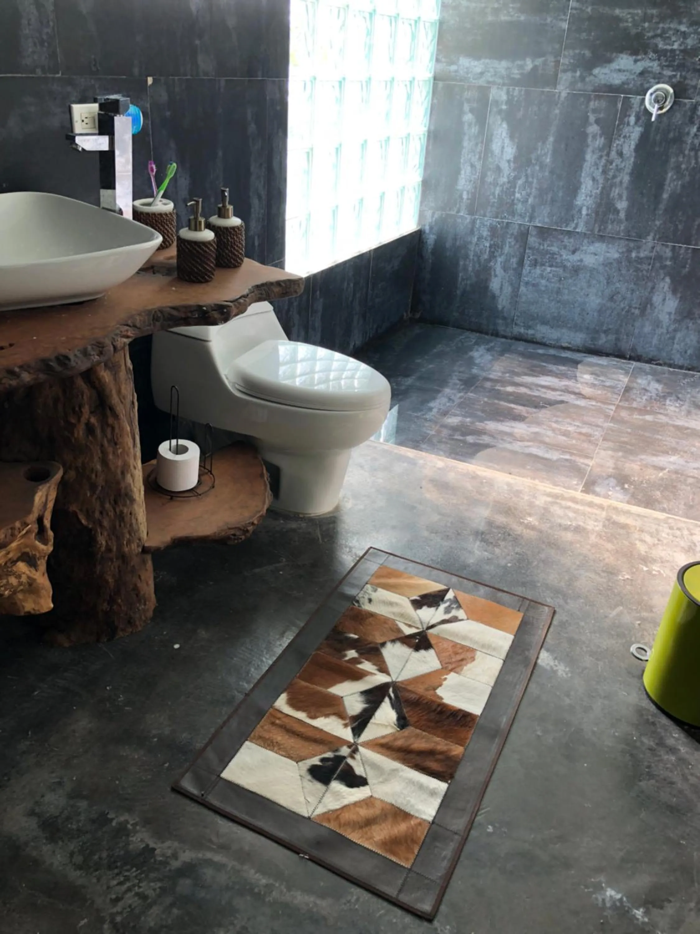 Toilet in Finca Hotel Brasilia