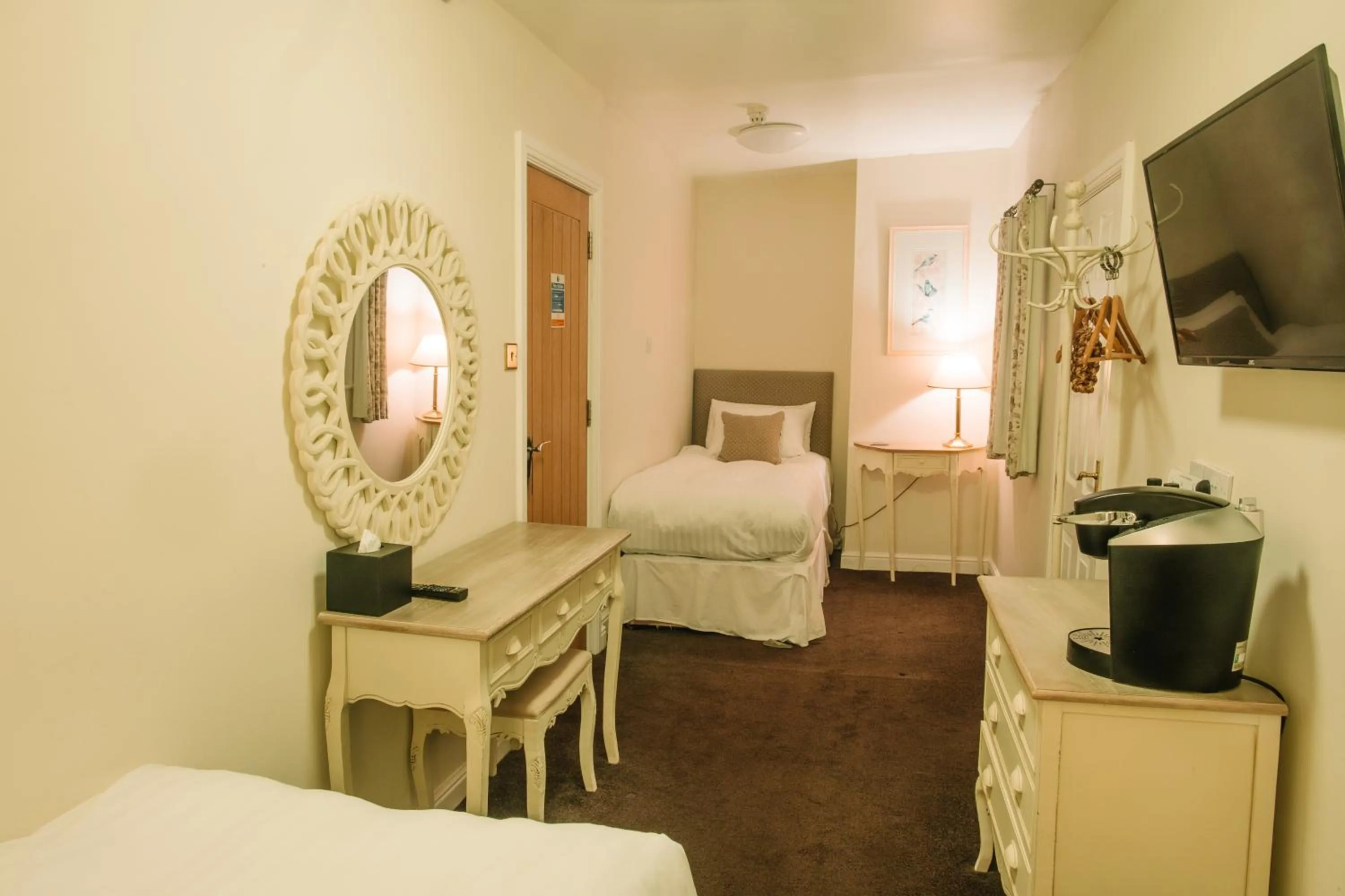 Bed in The Old Fourpenny Hotel