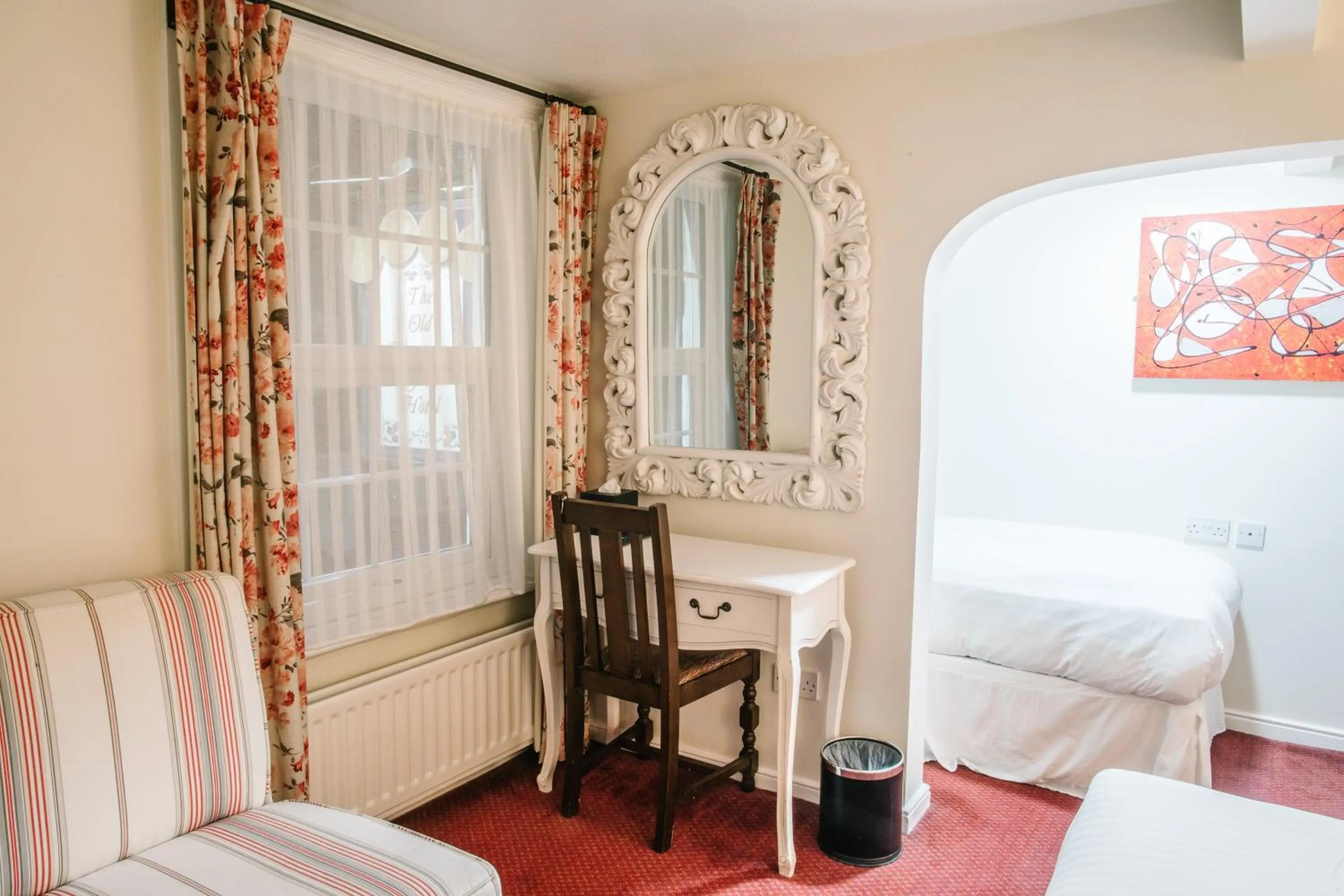 Bed in The Old Fourpenny Hotel