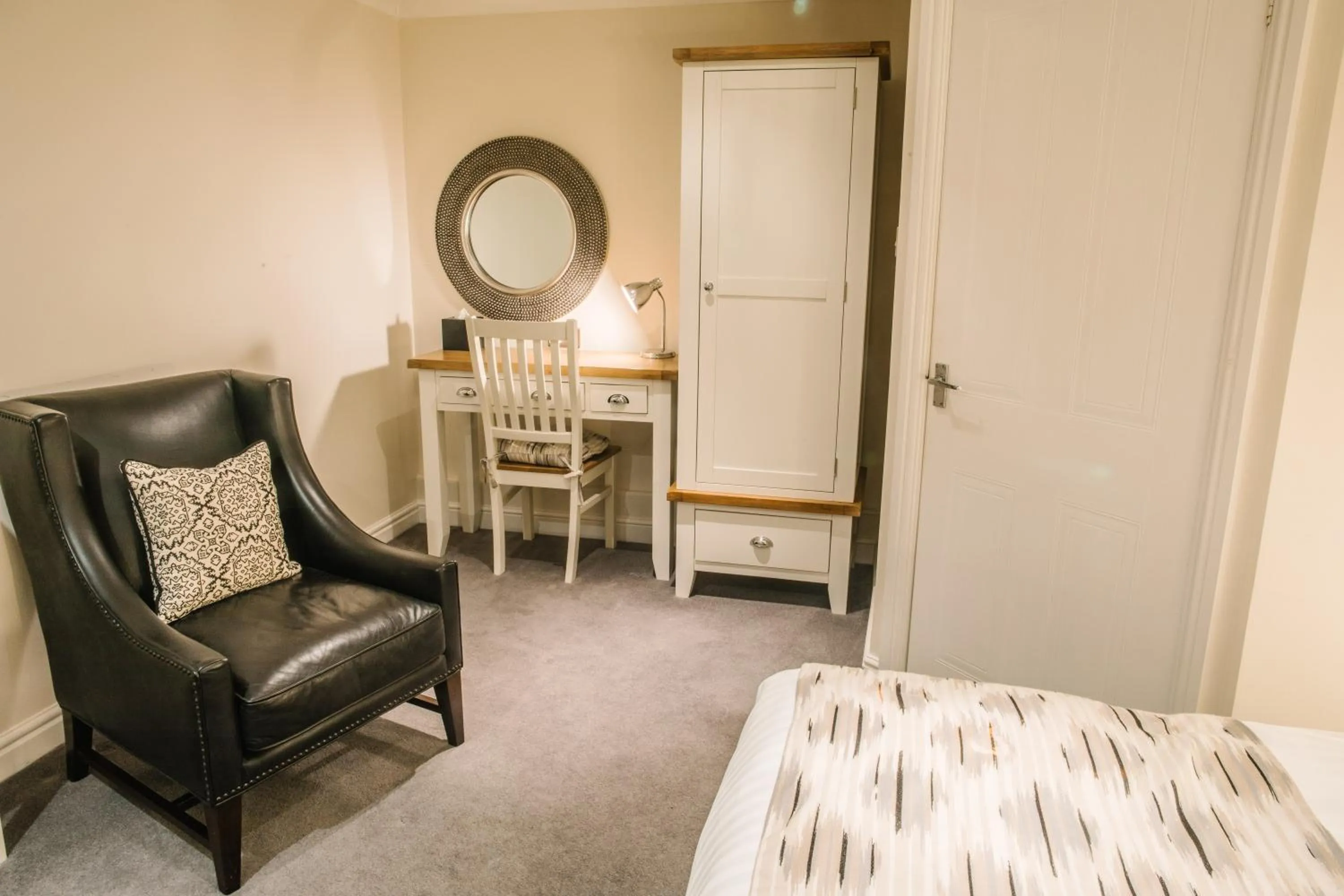 Bed in The Old Fourpenny Hotel