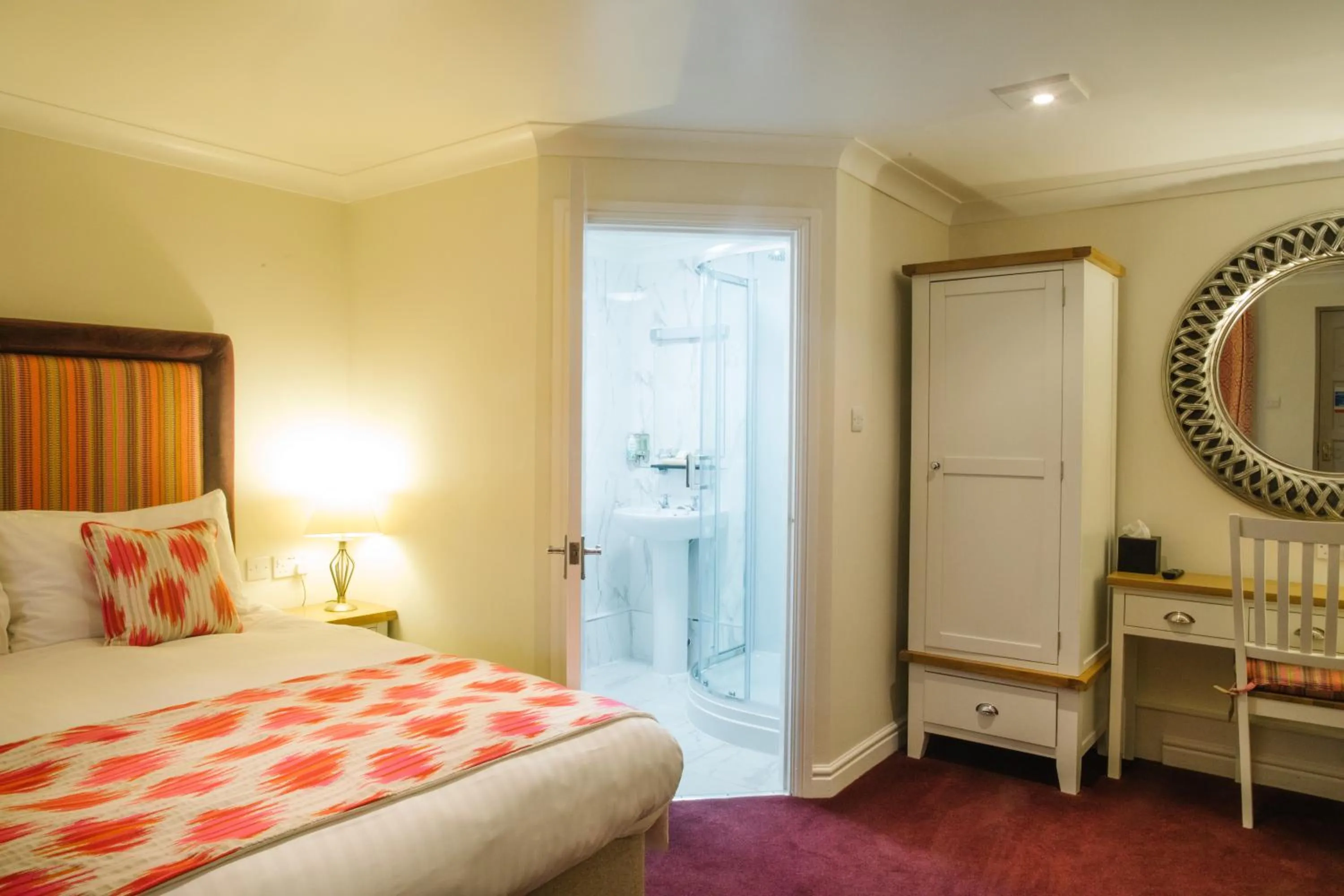 Bed in The Old Fourpenny Hotel