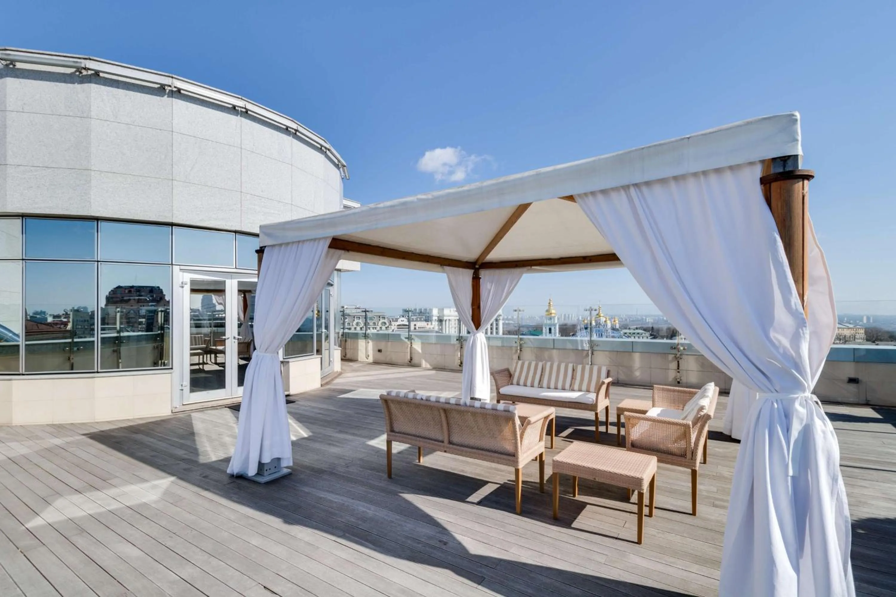 Photo of the whole room in Hyatt Regency Kyiv