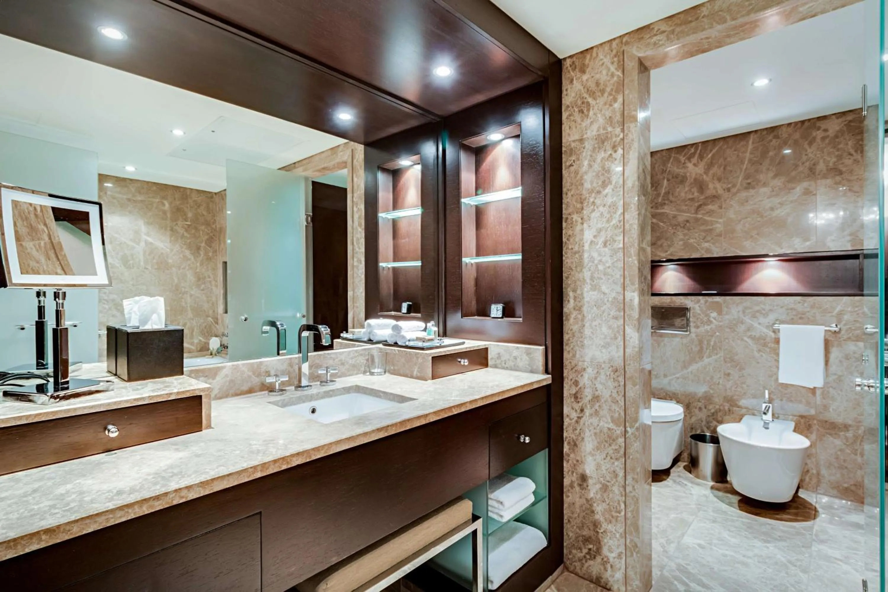 Photo of the whole room in Hyatt Regency Kyiv