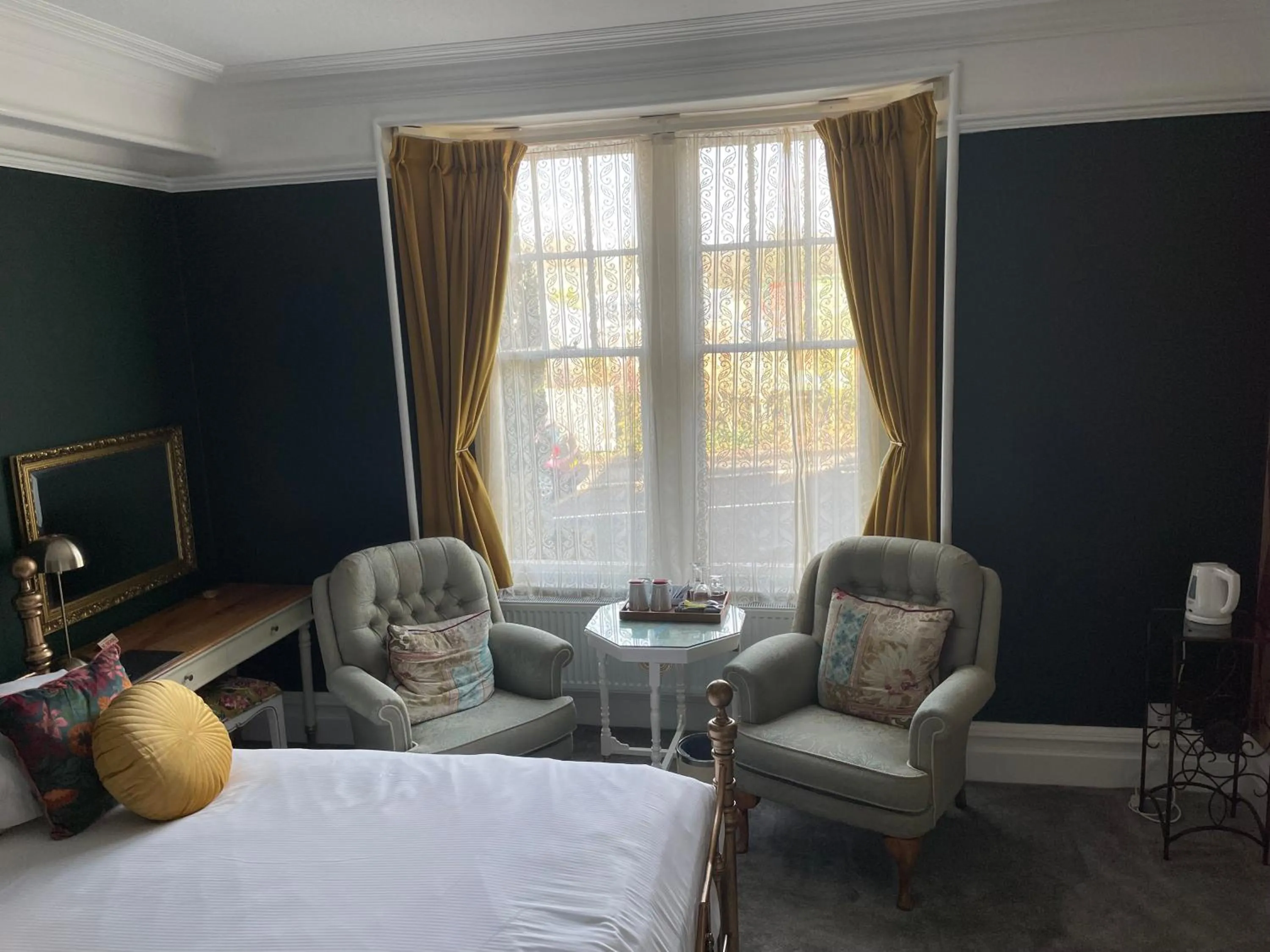 Bedroom, Bed in Kirkwood Guest House