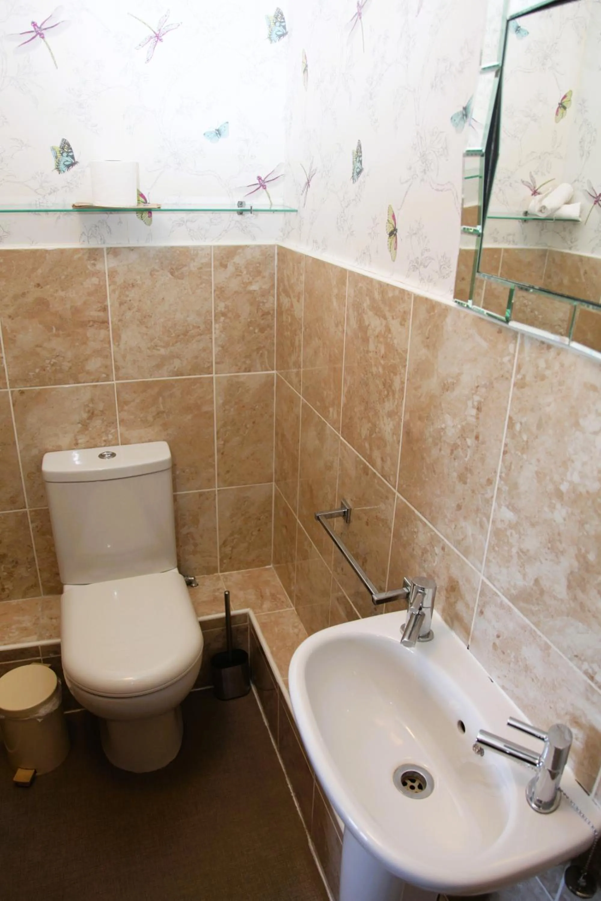 Bathroom in Kirkwood Guest House