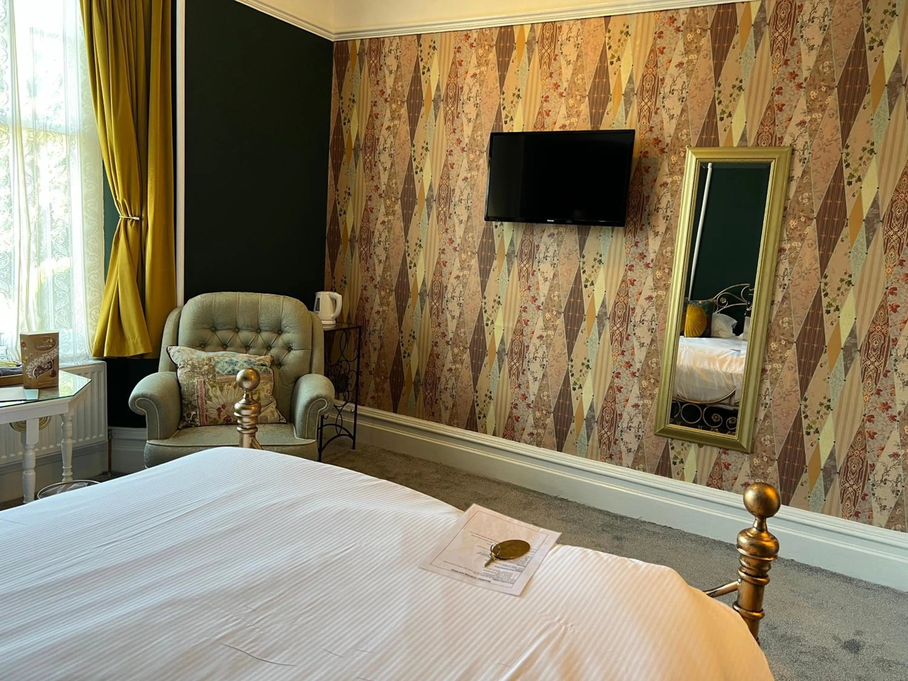 Bedroom, Bed in Kirkwood Guest House