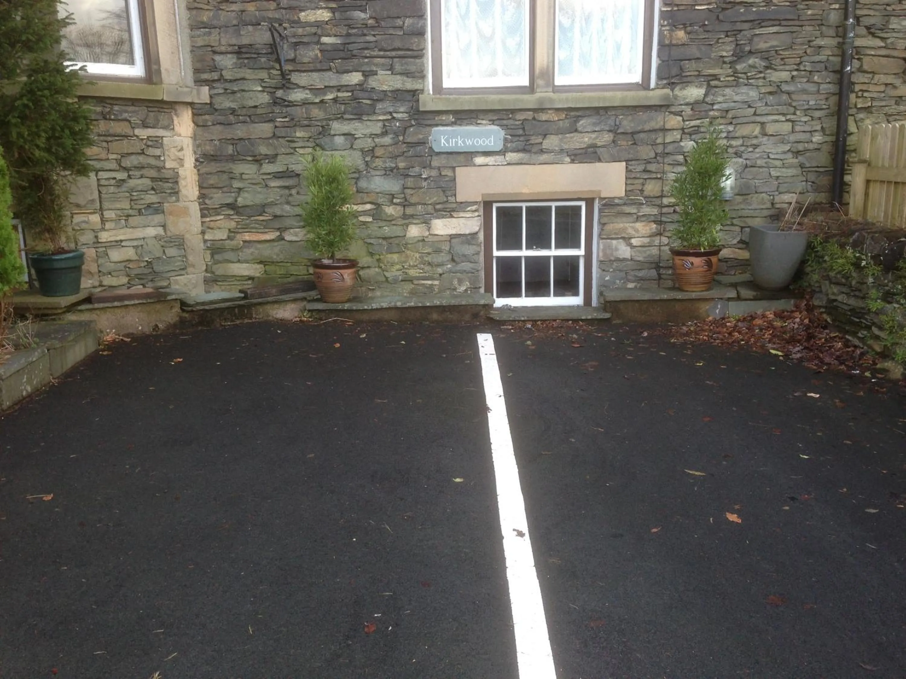 Facade/entrance in Kirkwood Guest House