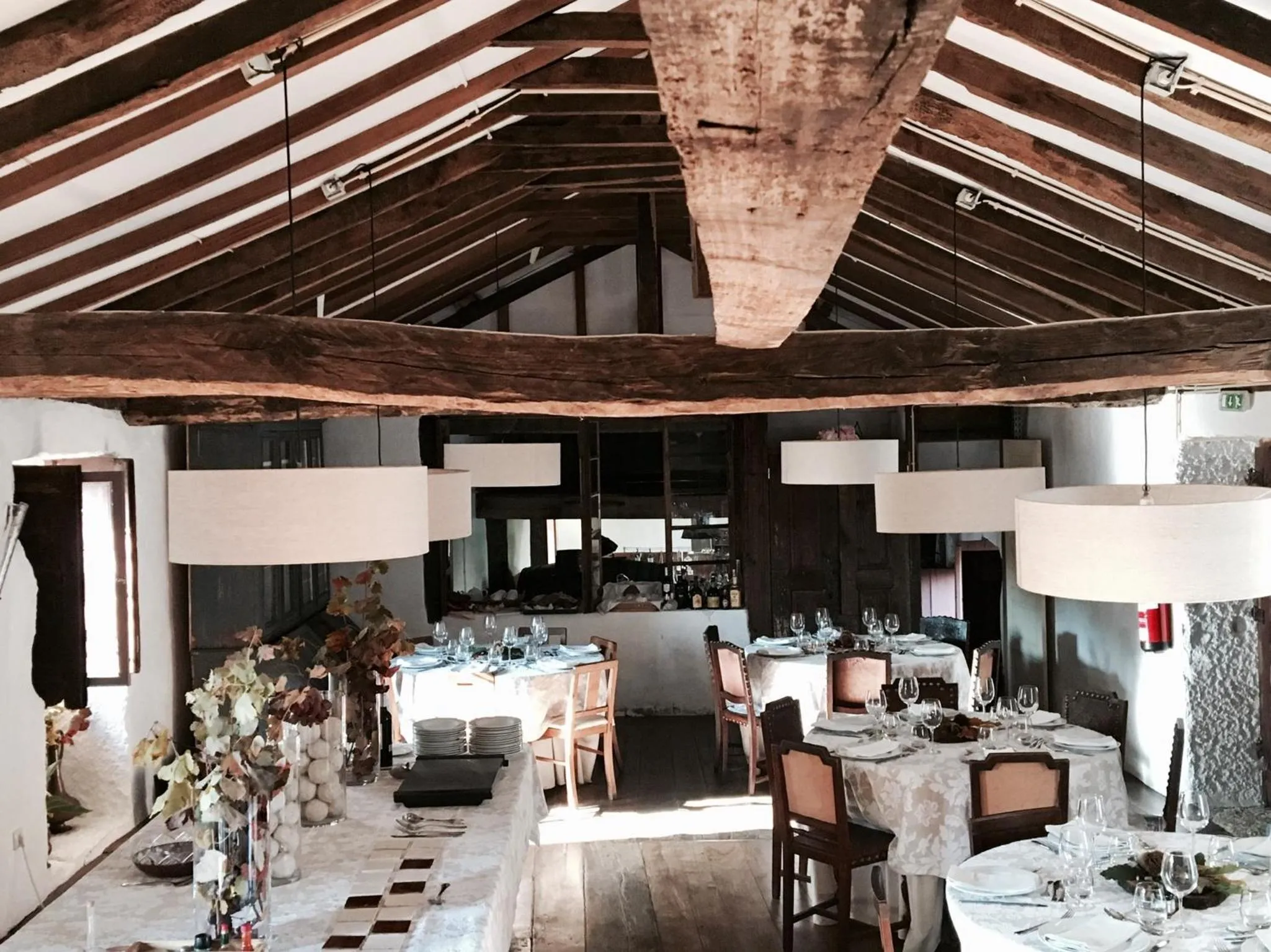 Restaurant/places to eat in Quinta do Rapozinho