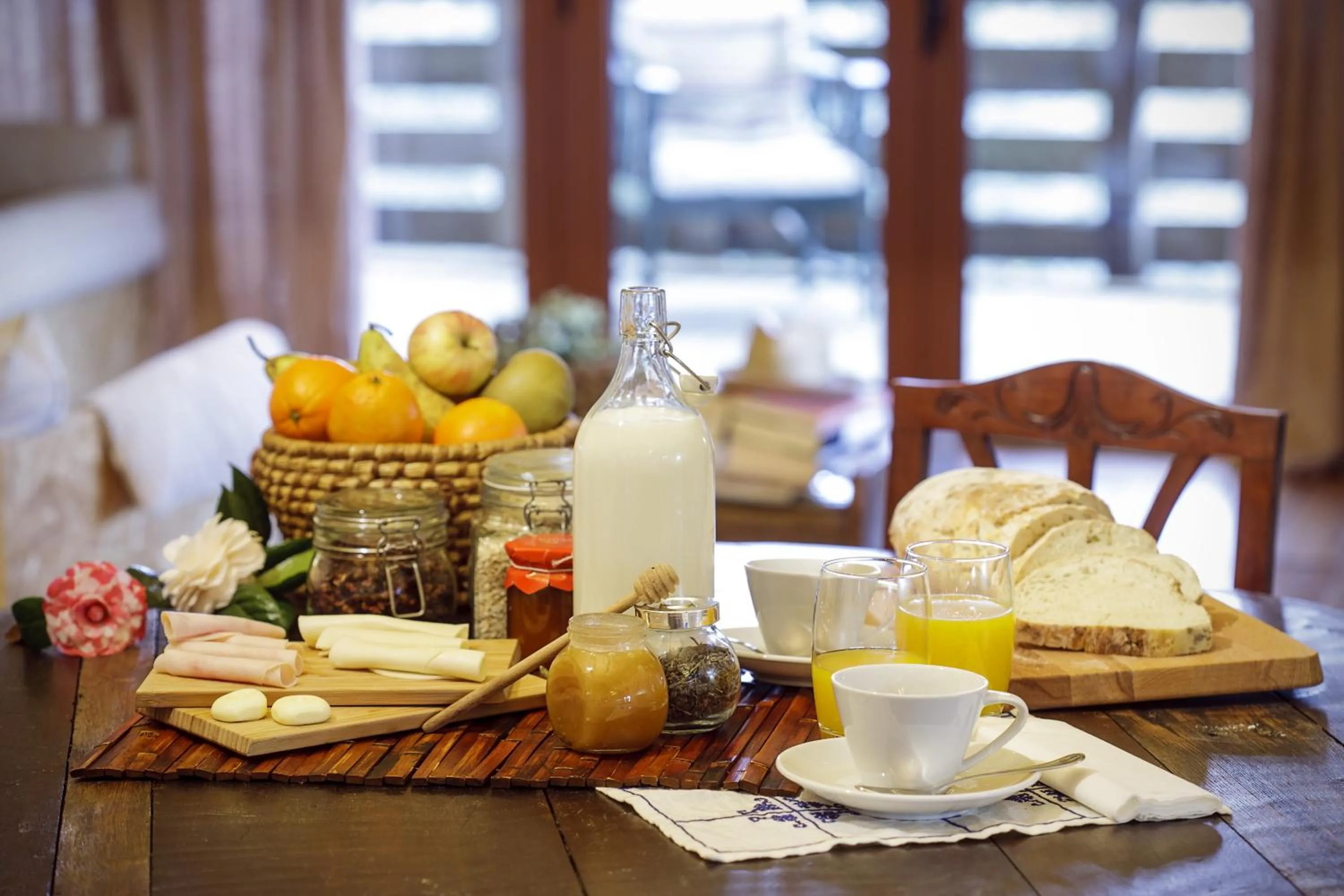 Restaurant/places to eat in Quinta do Rapozinho