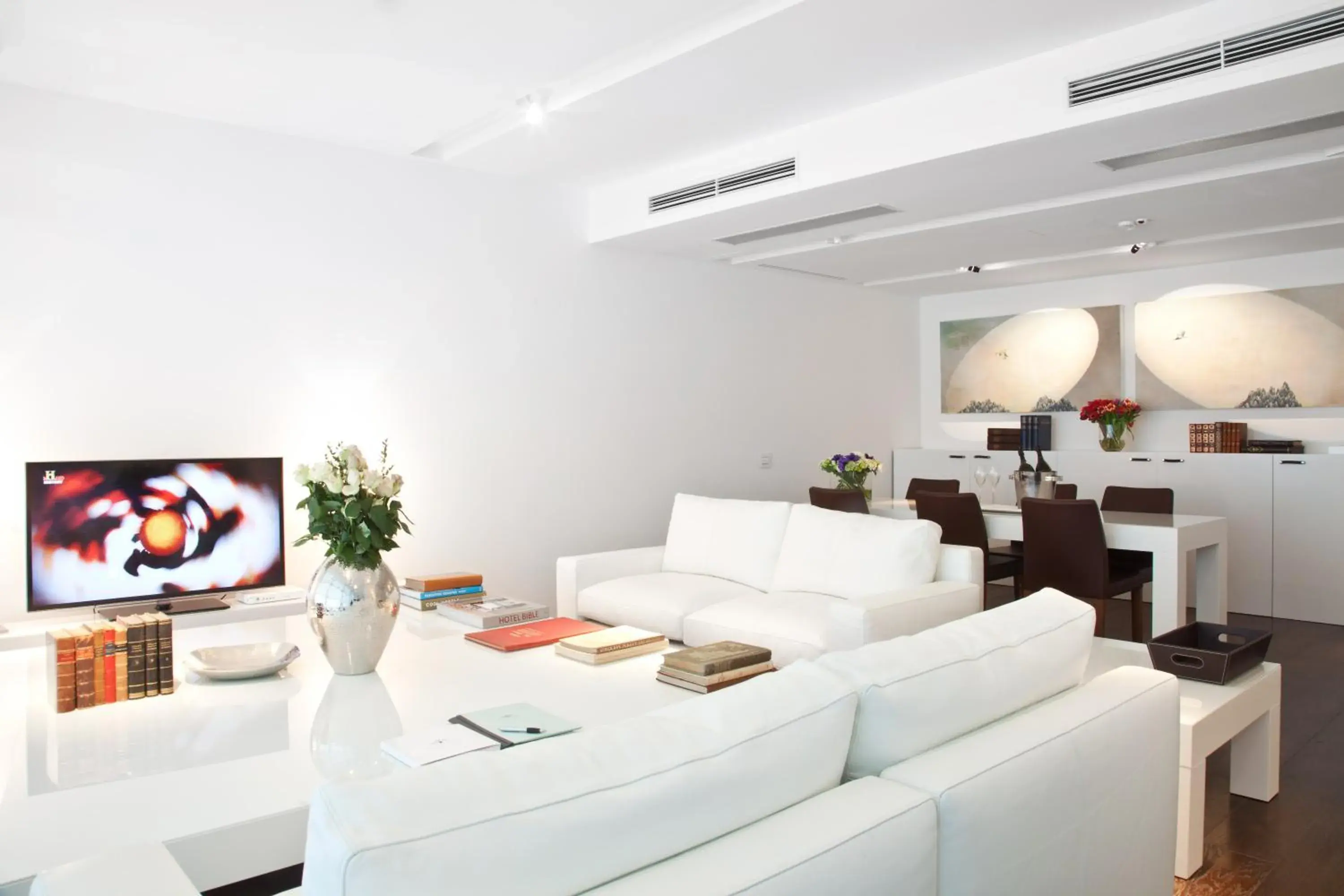 Grand Presidential Suite in Magna Pars l'Hotel à Parfum, Small Luxury Hotels of the World Grand Presidential Suite in Magna Pars l'Hotel à Parfum, Small Luxury Hotels of the World