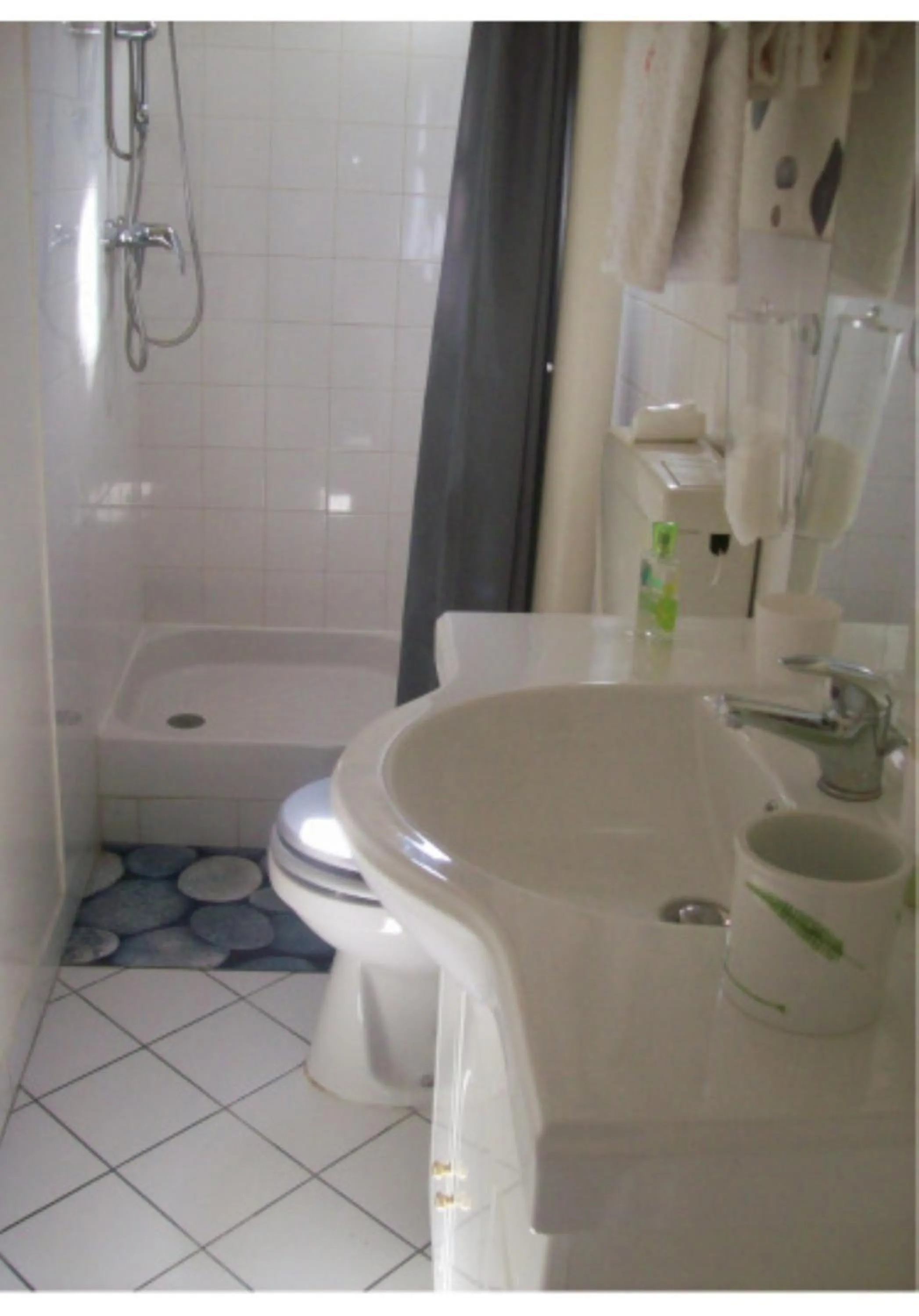 Shower in Toit pour Vous Chambre d'Hôtes - Homestay