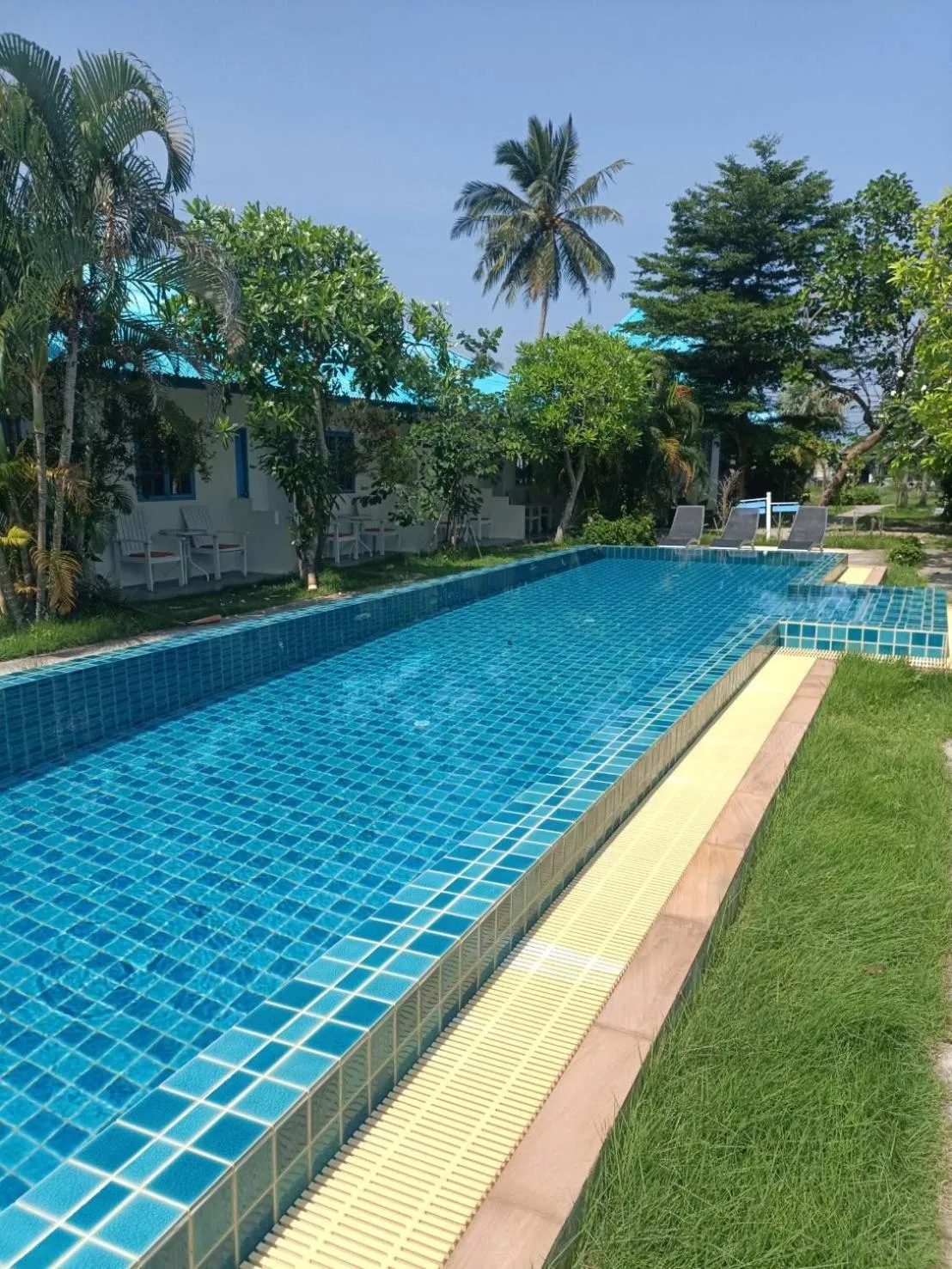 Swimming pool in March Samui Resort
