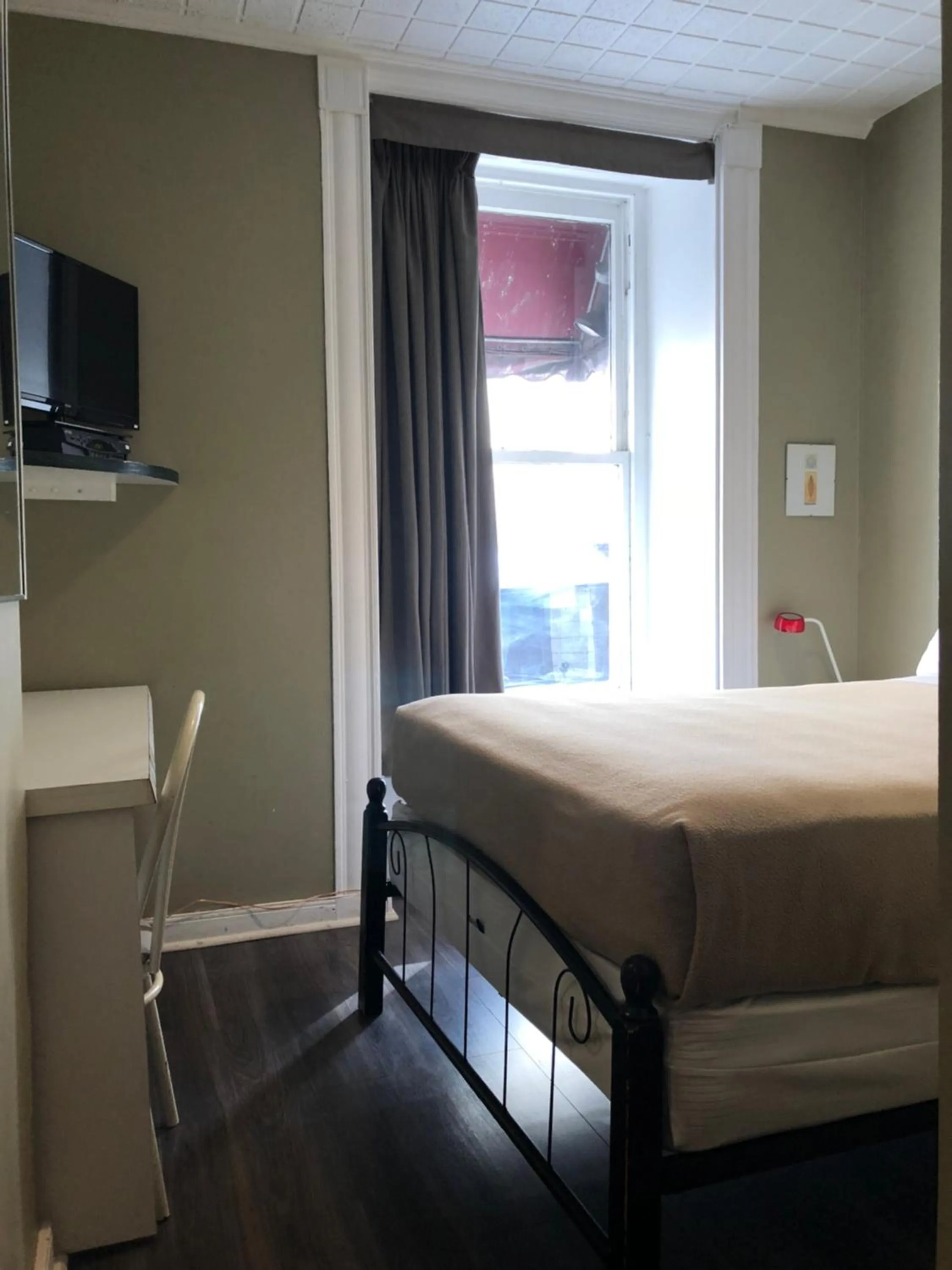 Bed in Auberge St-Louis