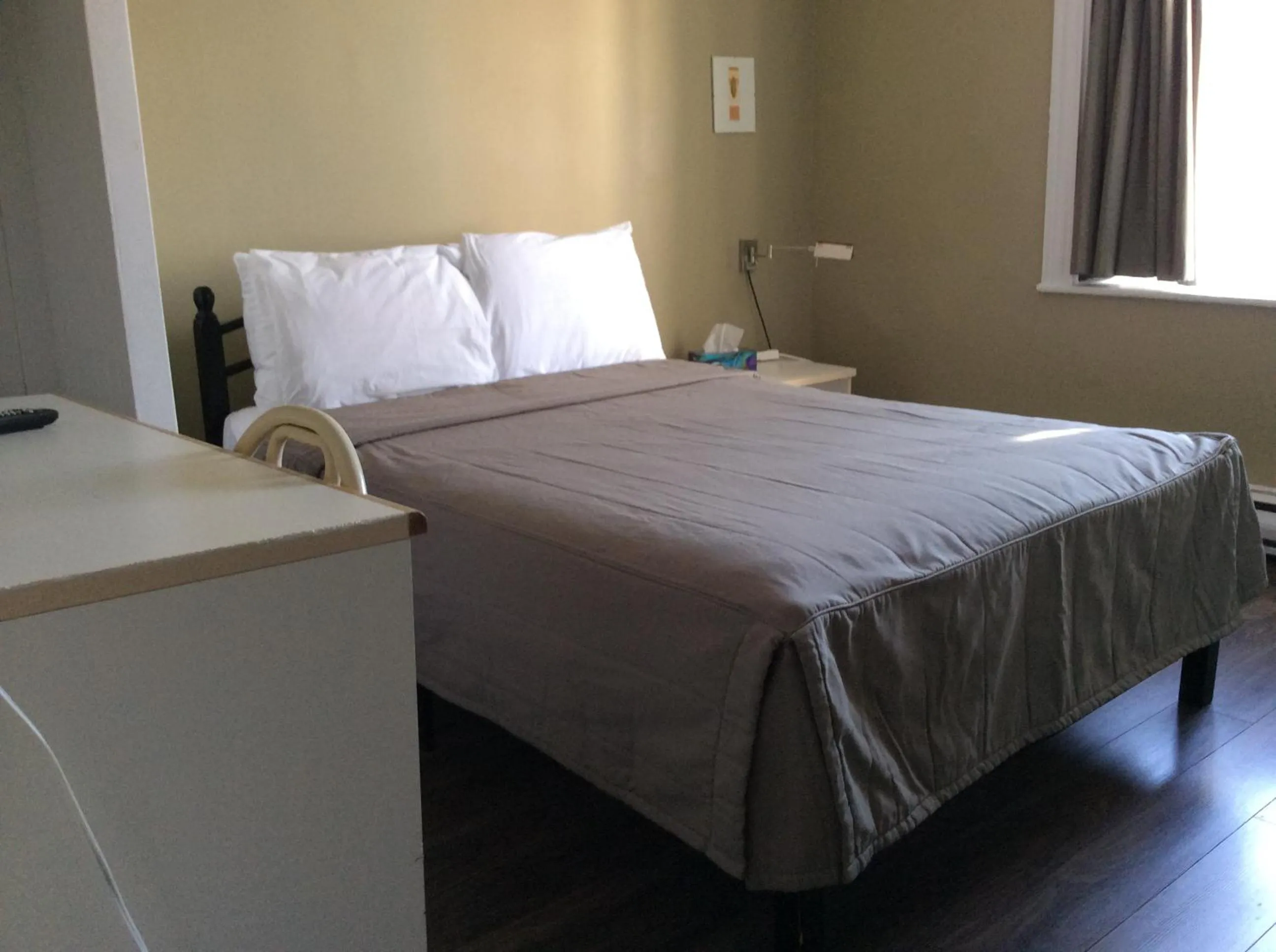 Bed in Auberge St-Louis