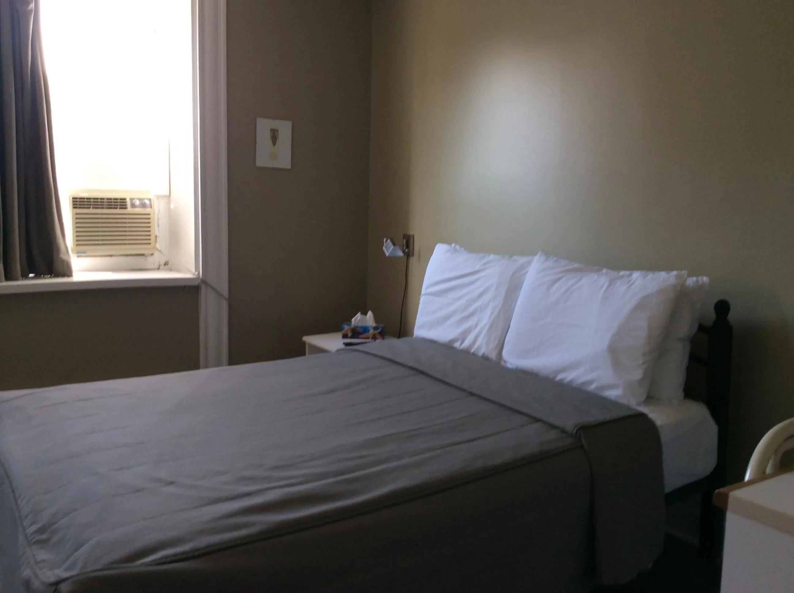 Bed in Auberge St-Louis