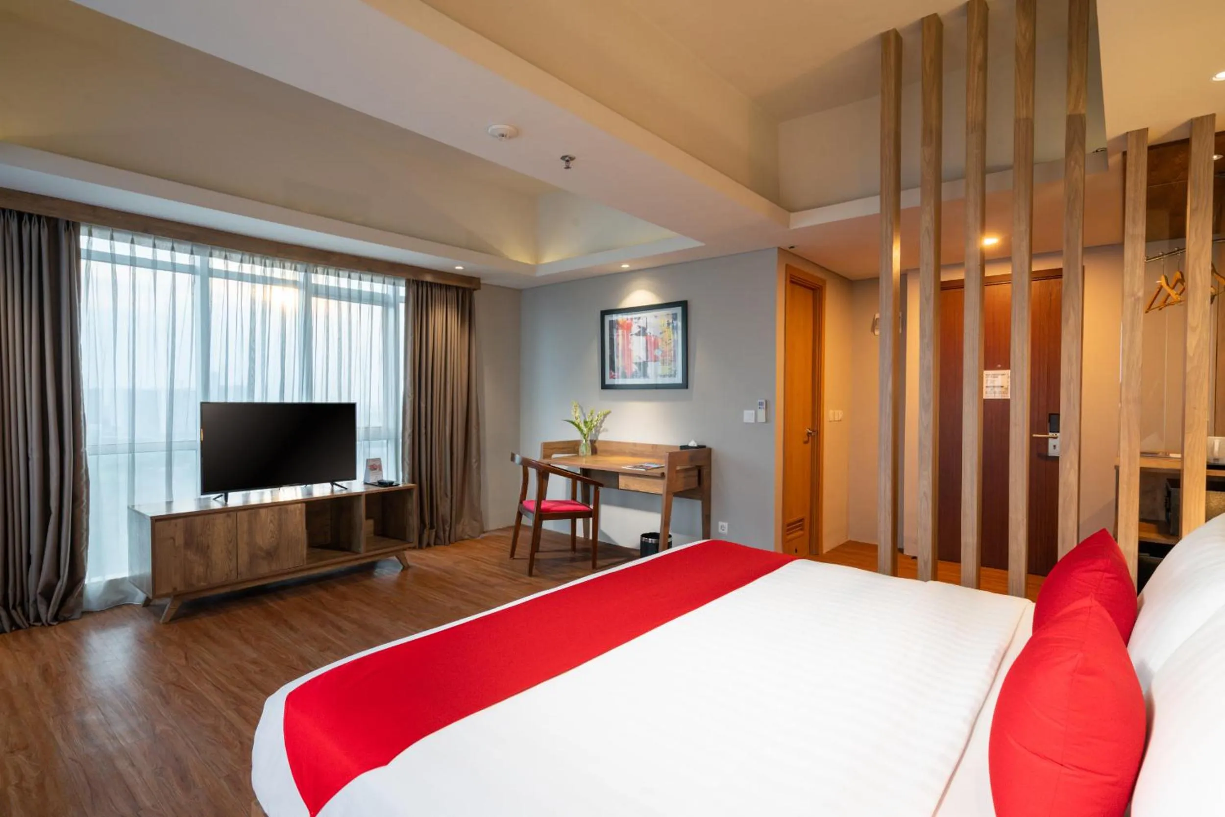 Bedroom, Bed in Sahid Serpong
