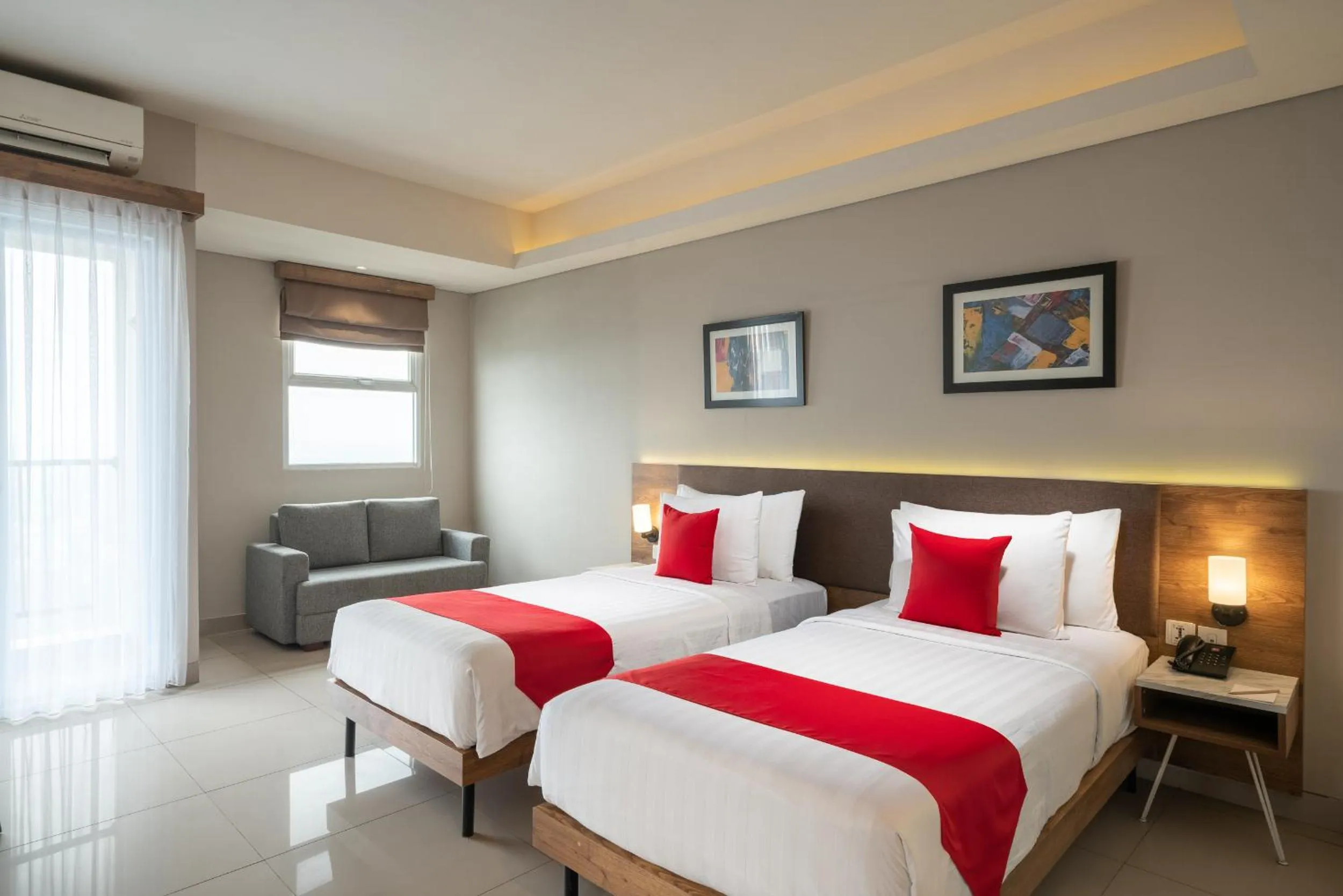 Bedroom, Bed in Sahid Serpong