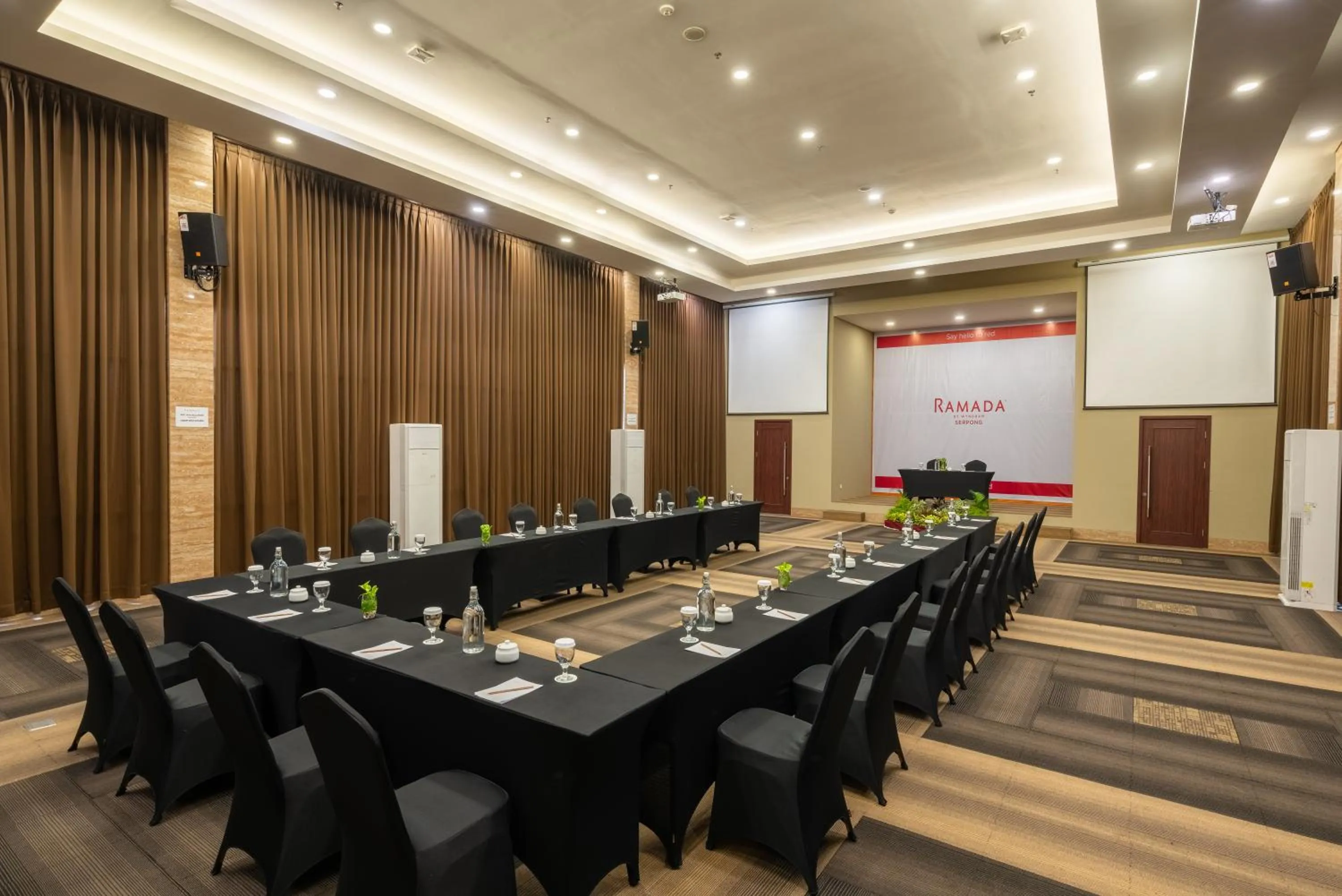 Meeting/conference room in Sahid Serpong
