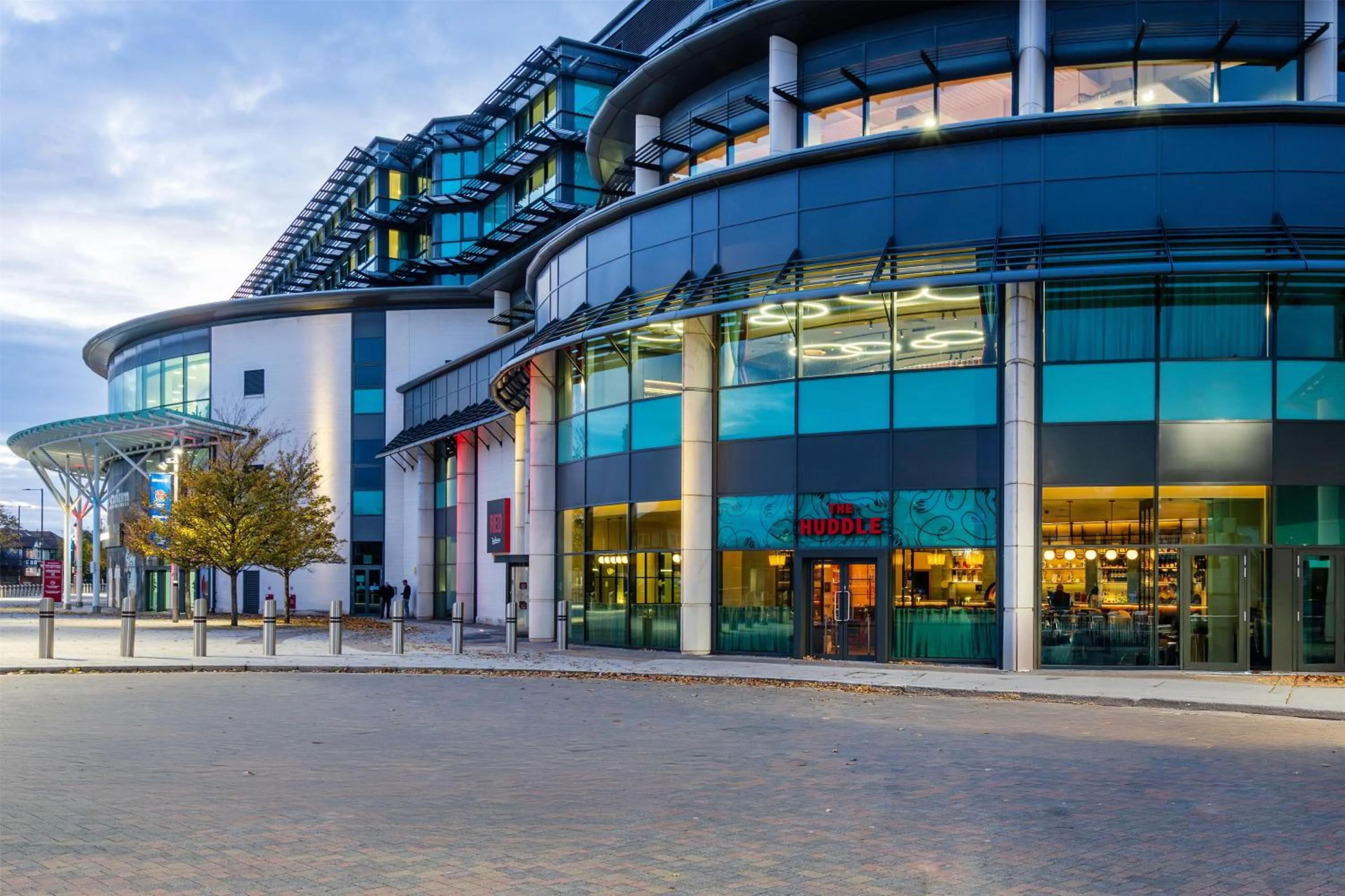 Property building in Radisson RED London Twickenham