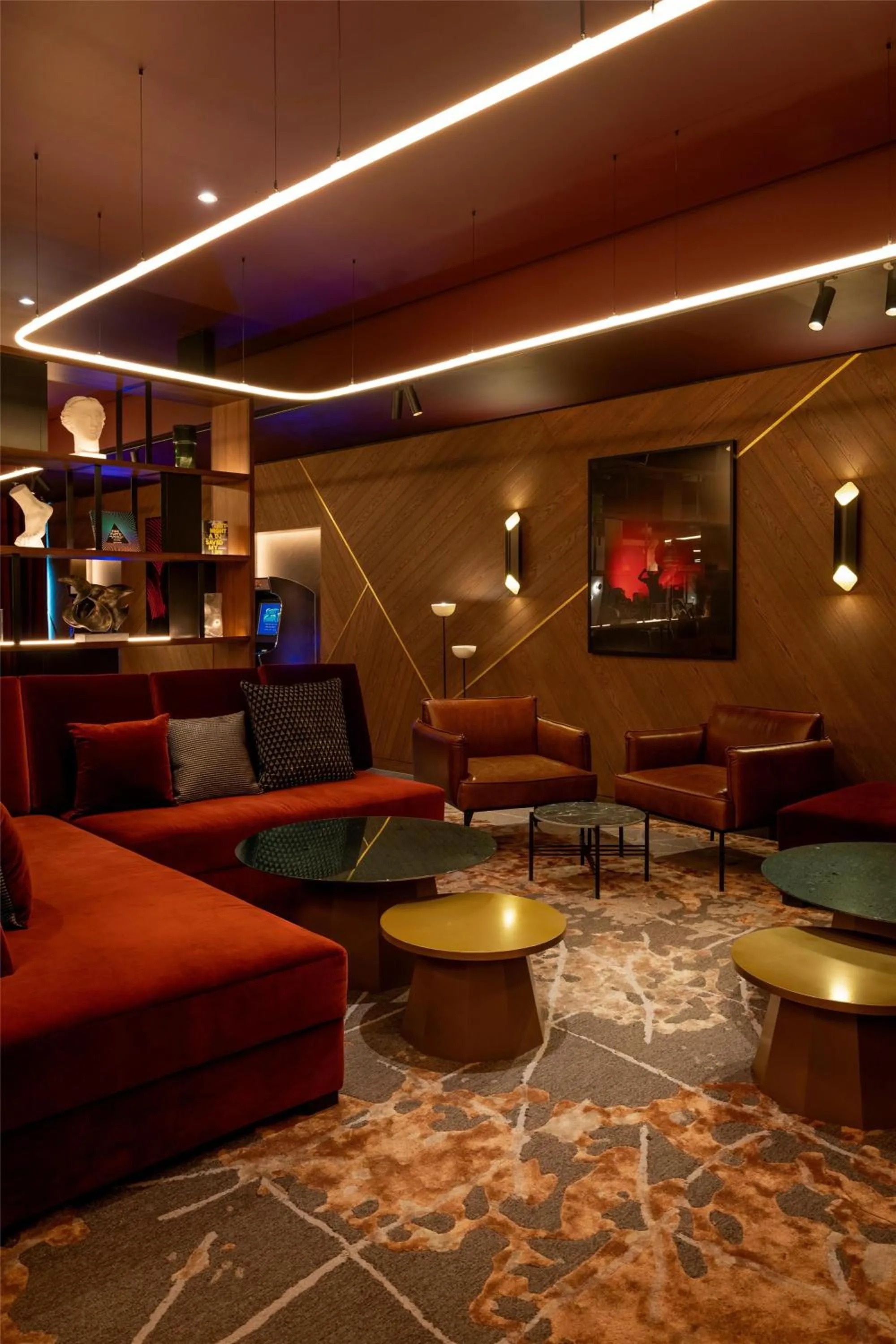 Lounge or bar in Radisson RED London Twickenham