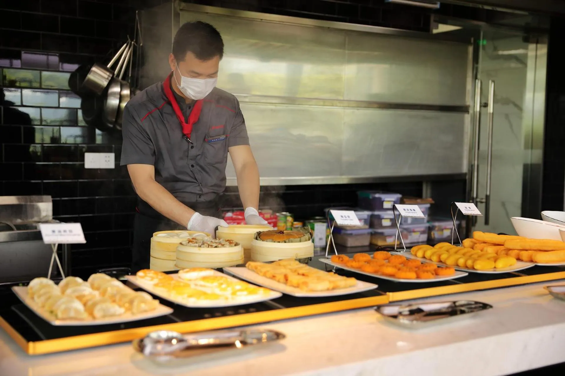 Staff in Hampton By Hilton Hangzhou Future Sign Technology City