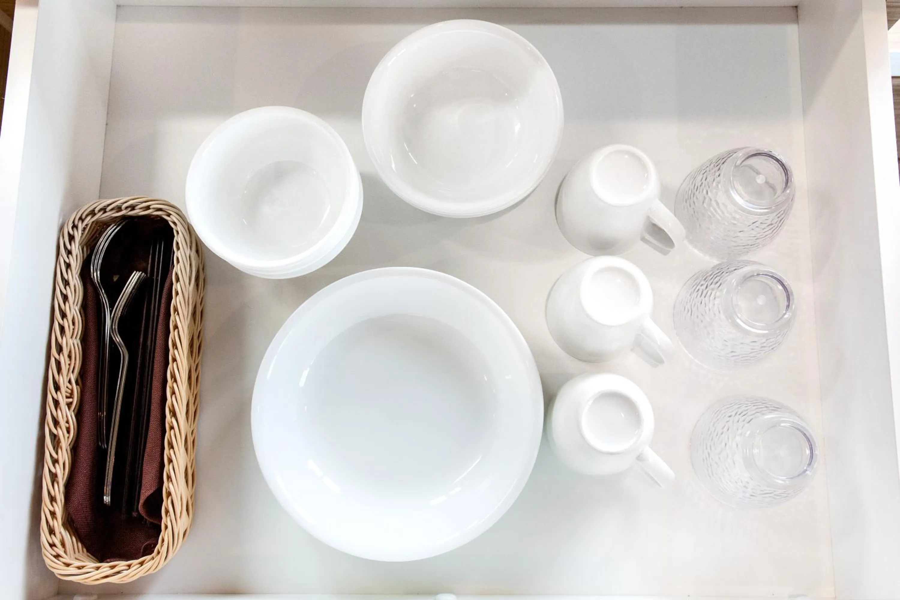 Yenns Marina Inn Mercy