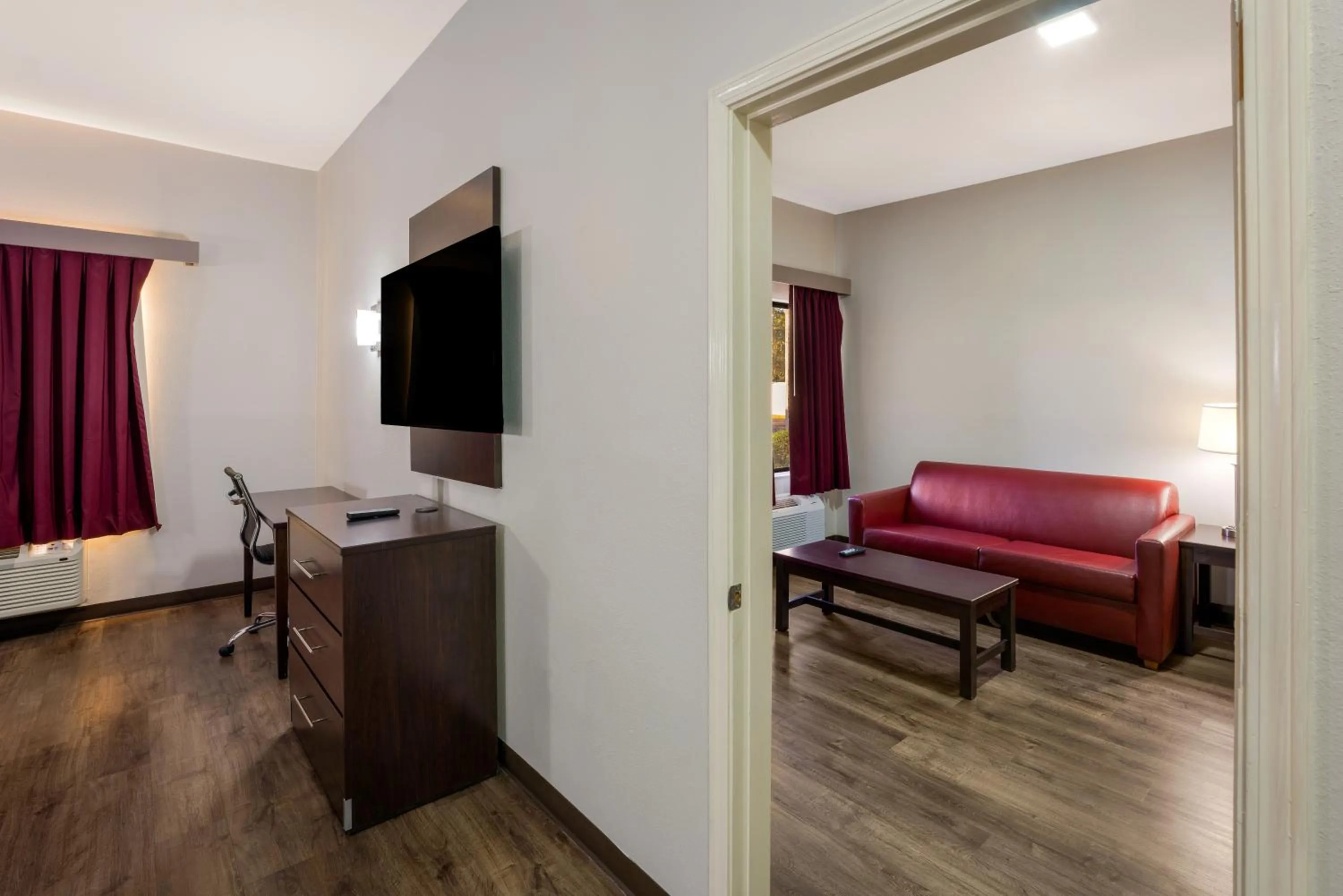 Living room in Rodeway Inn