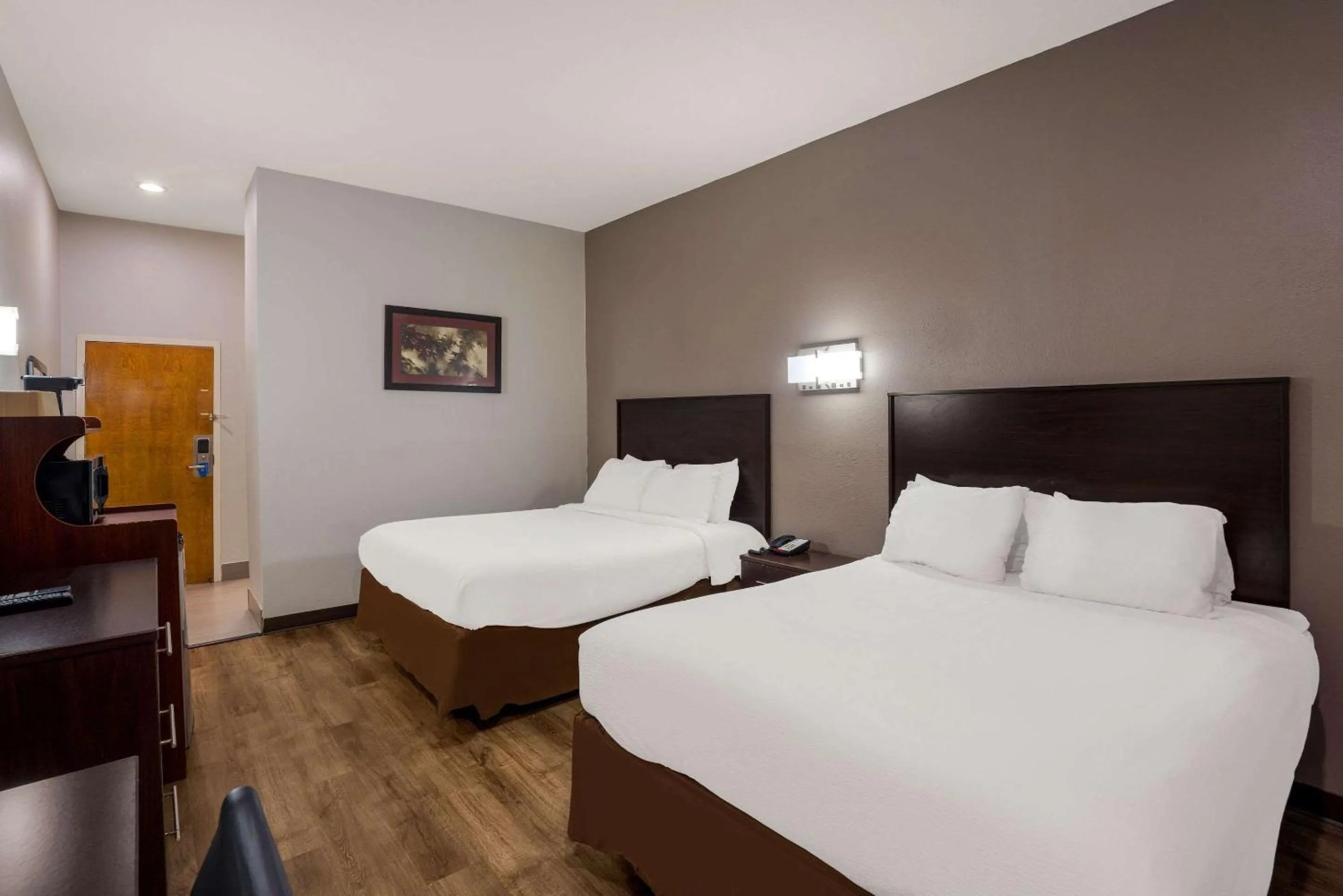 Bedroom, Bed in Rodeway Inn