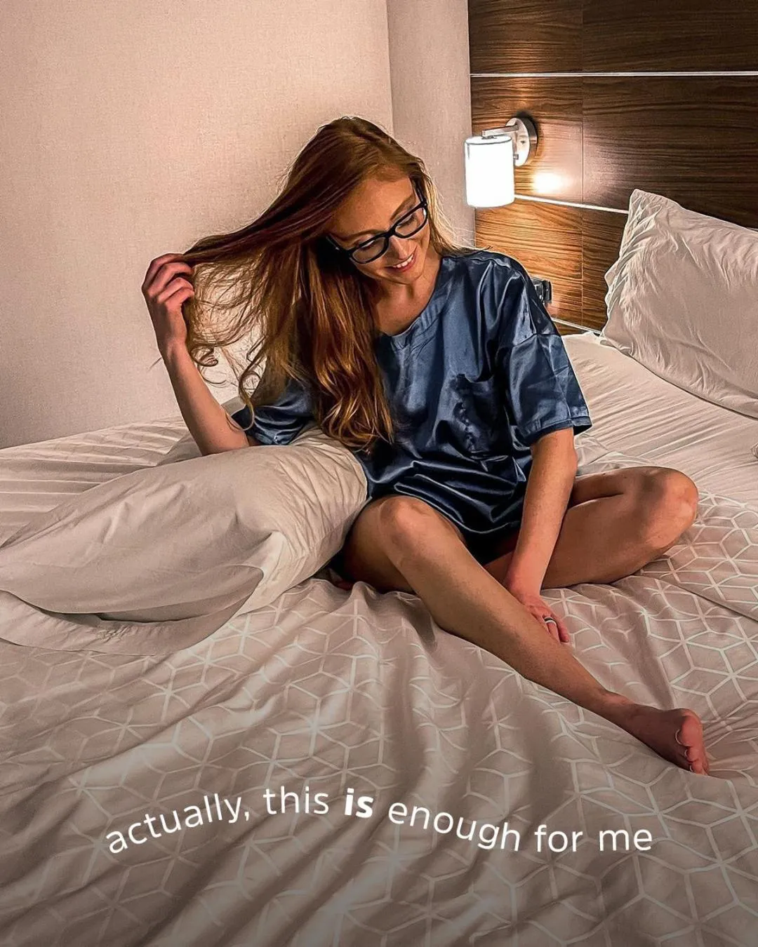 Bed in Holiday Inn Express & Suites Chicago West - St Charles by IHG