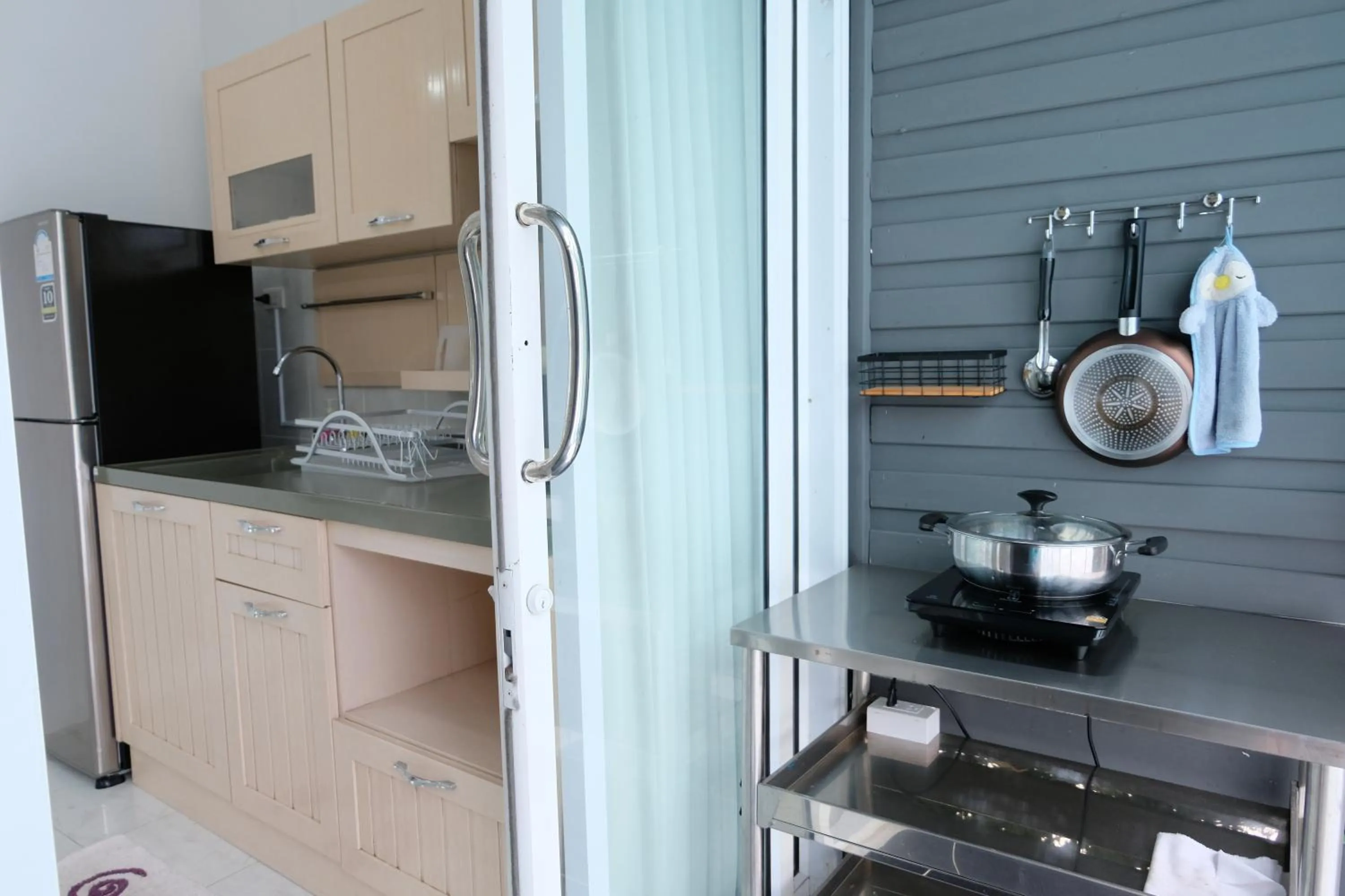 Kitchen or kitchenette in Baan Poon Garden