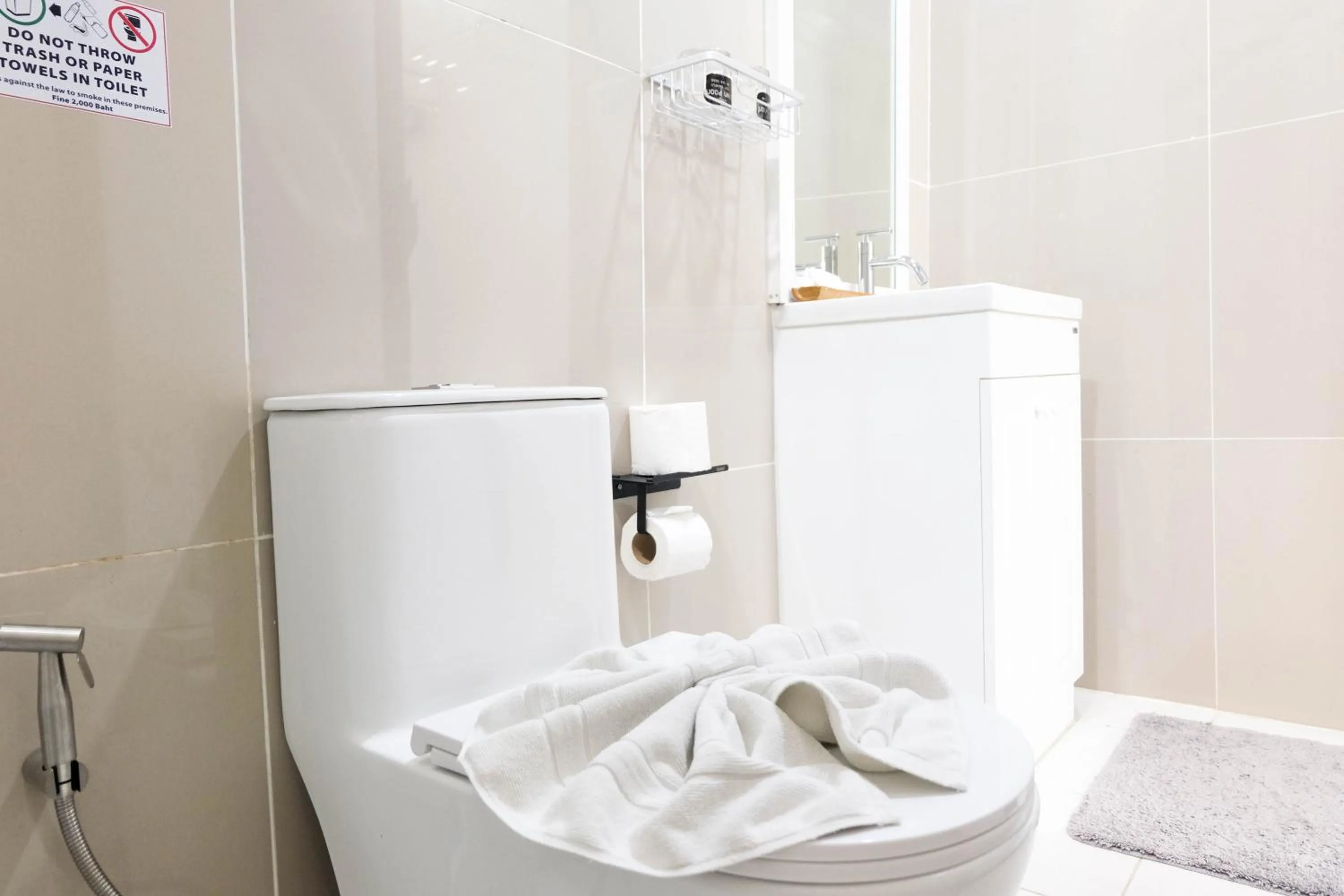 Bathroom in Baan Poon Garden