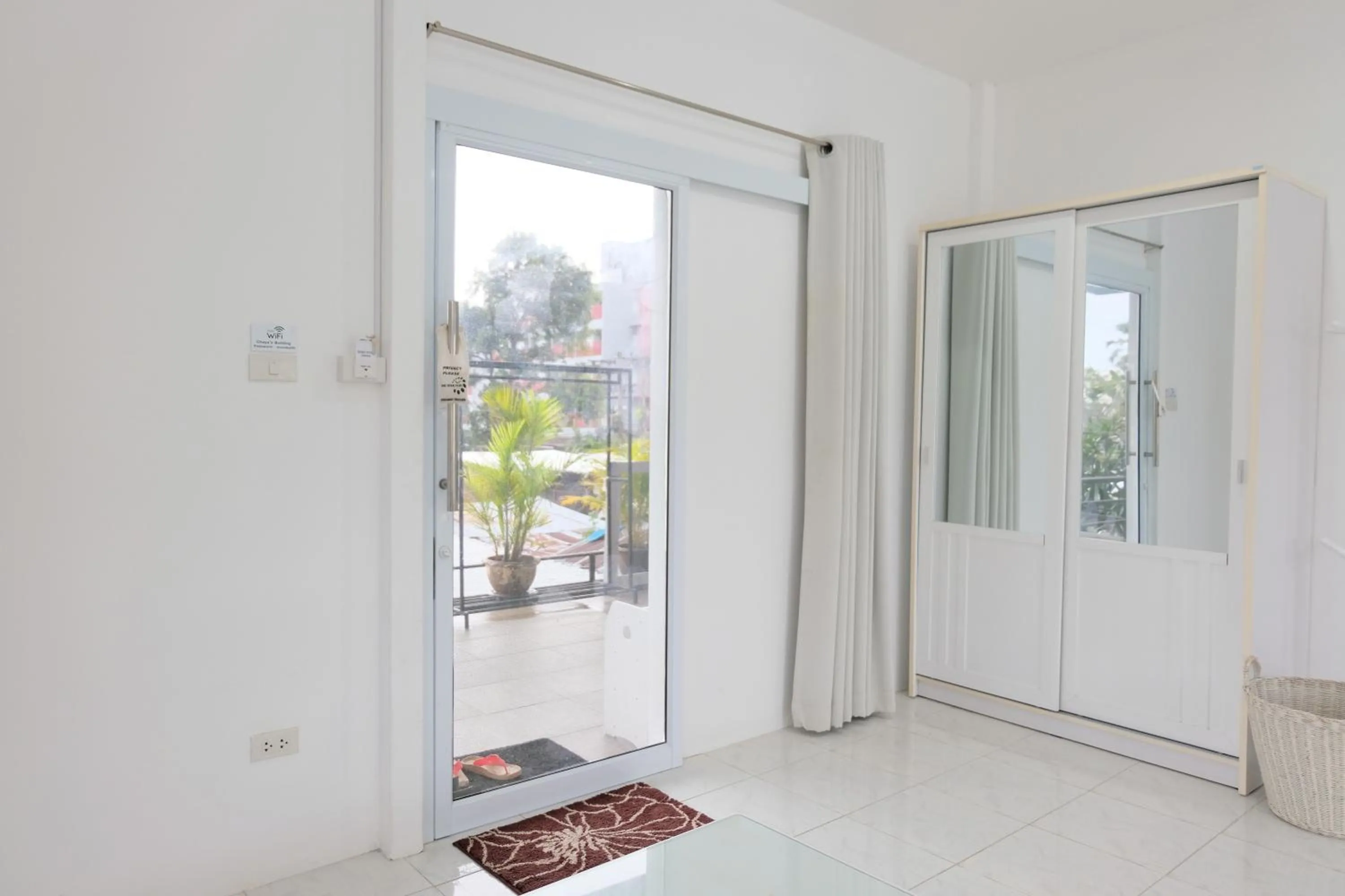 wardrobe in Baan Poon Garden