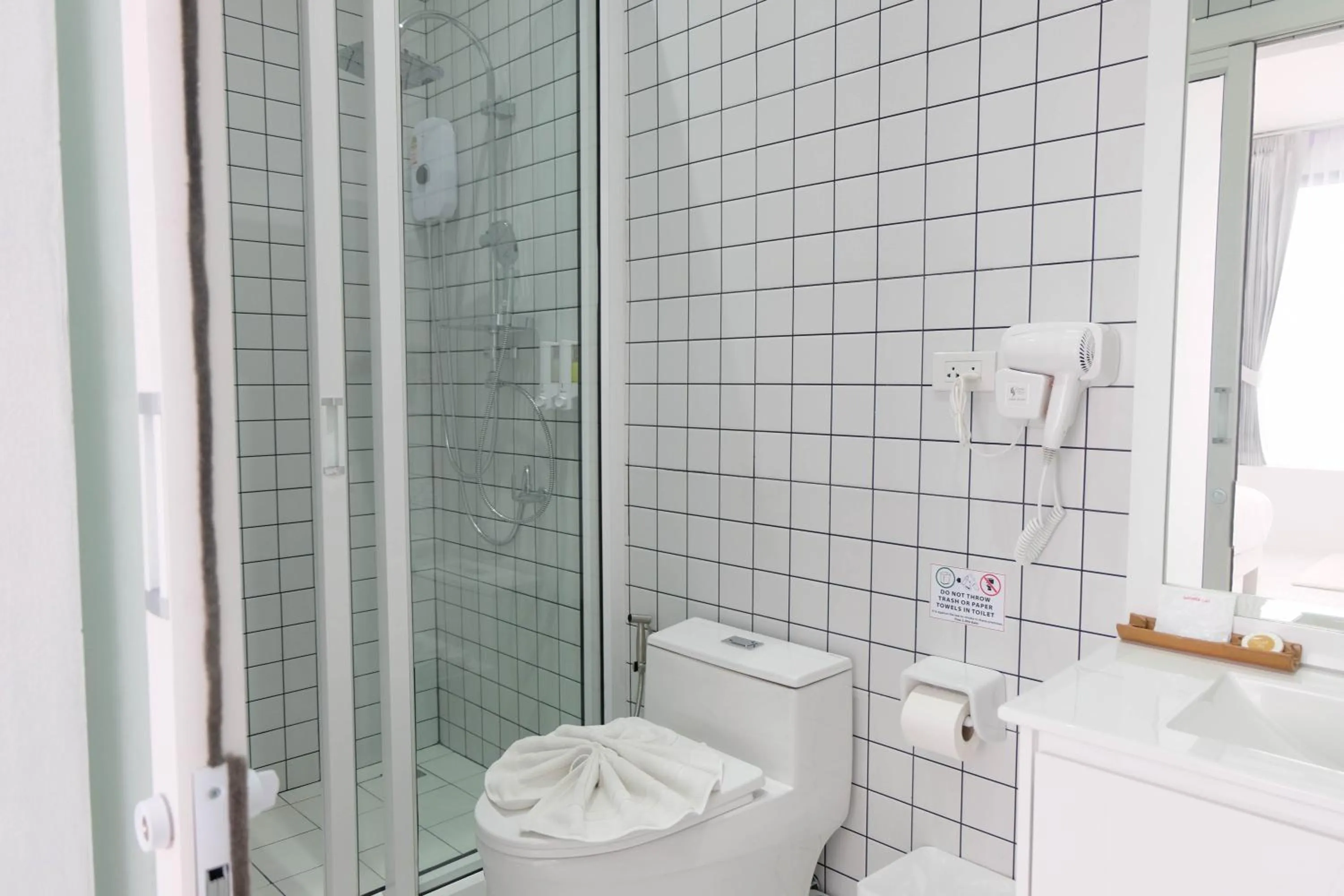 Shower in Baan Poon Garden