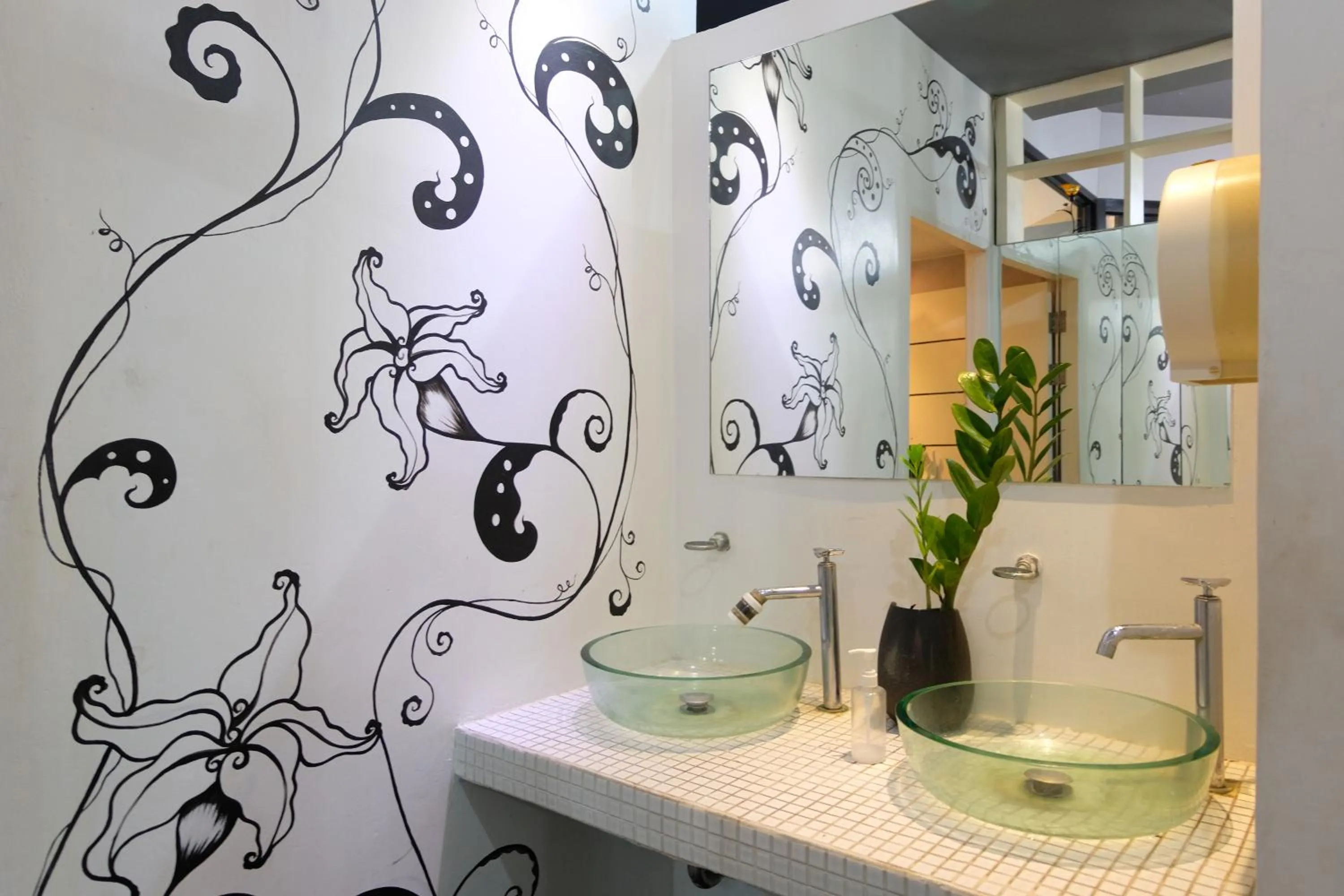 Restaurant/places to eat in Baan Poon Garden