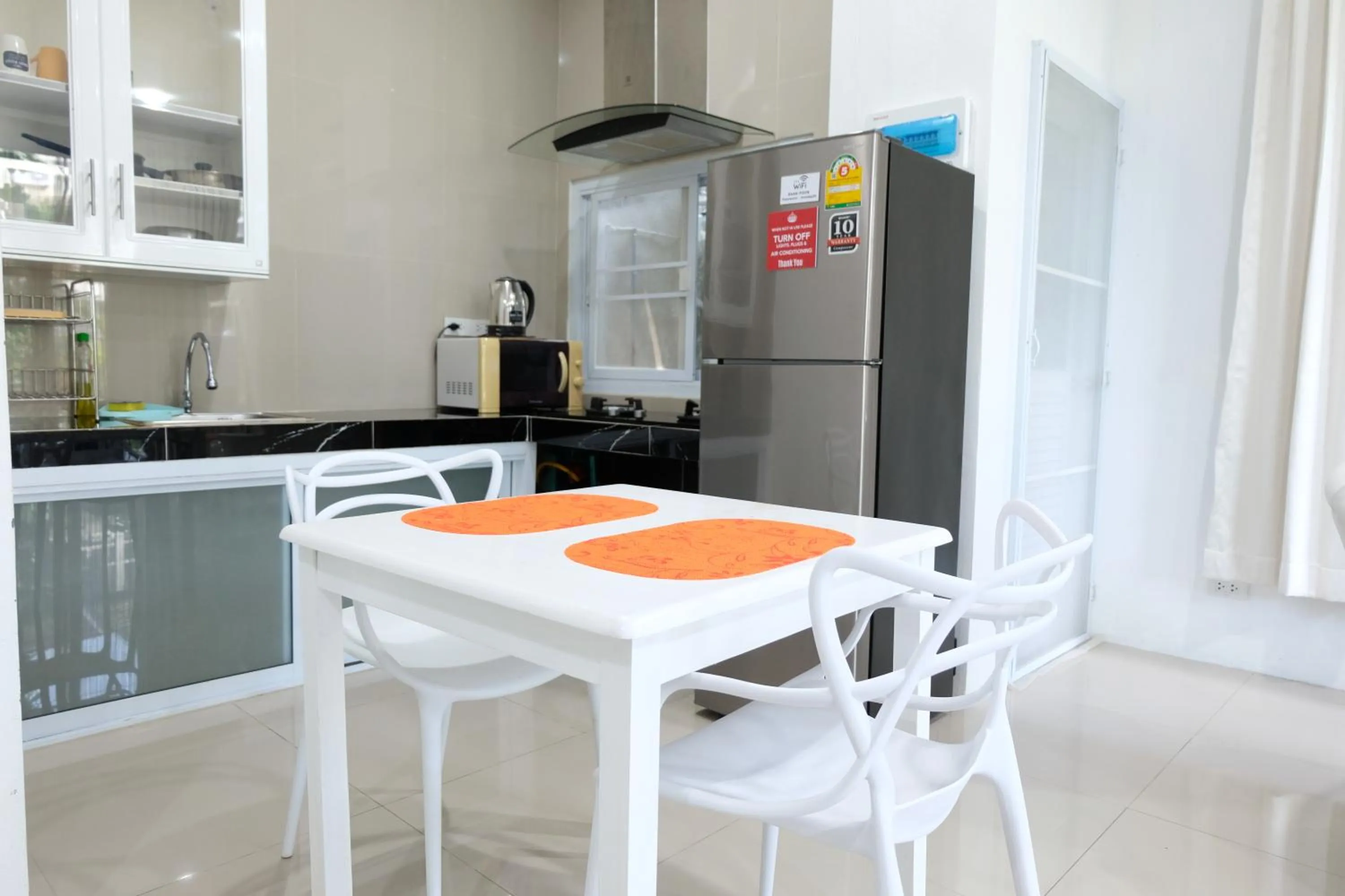 Kitchen or kitchenette in Baan Poon Garden