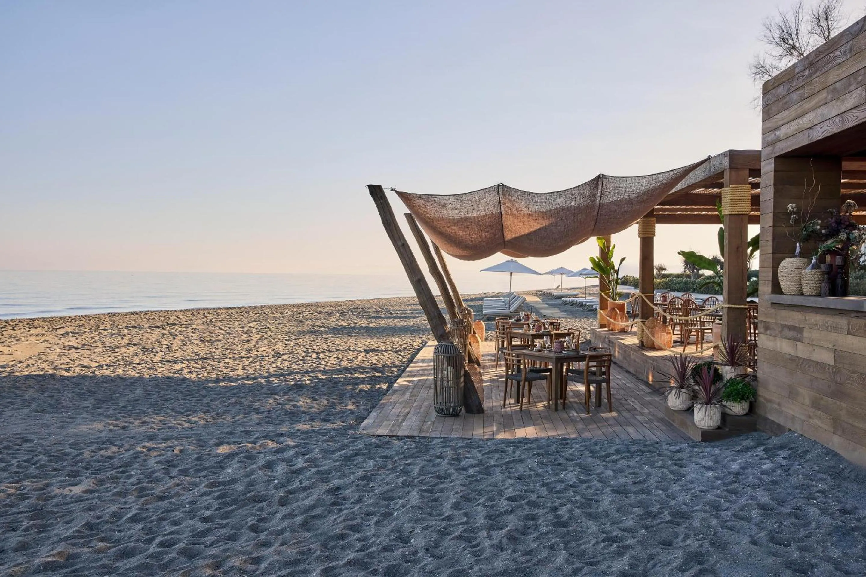 Restaurant/places to eat in Ikos Andalusia