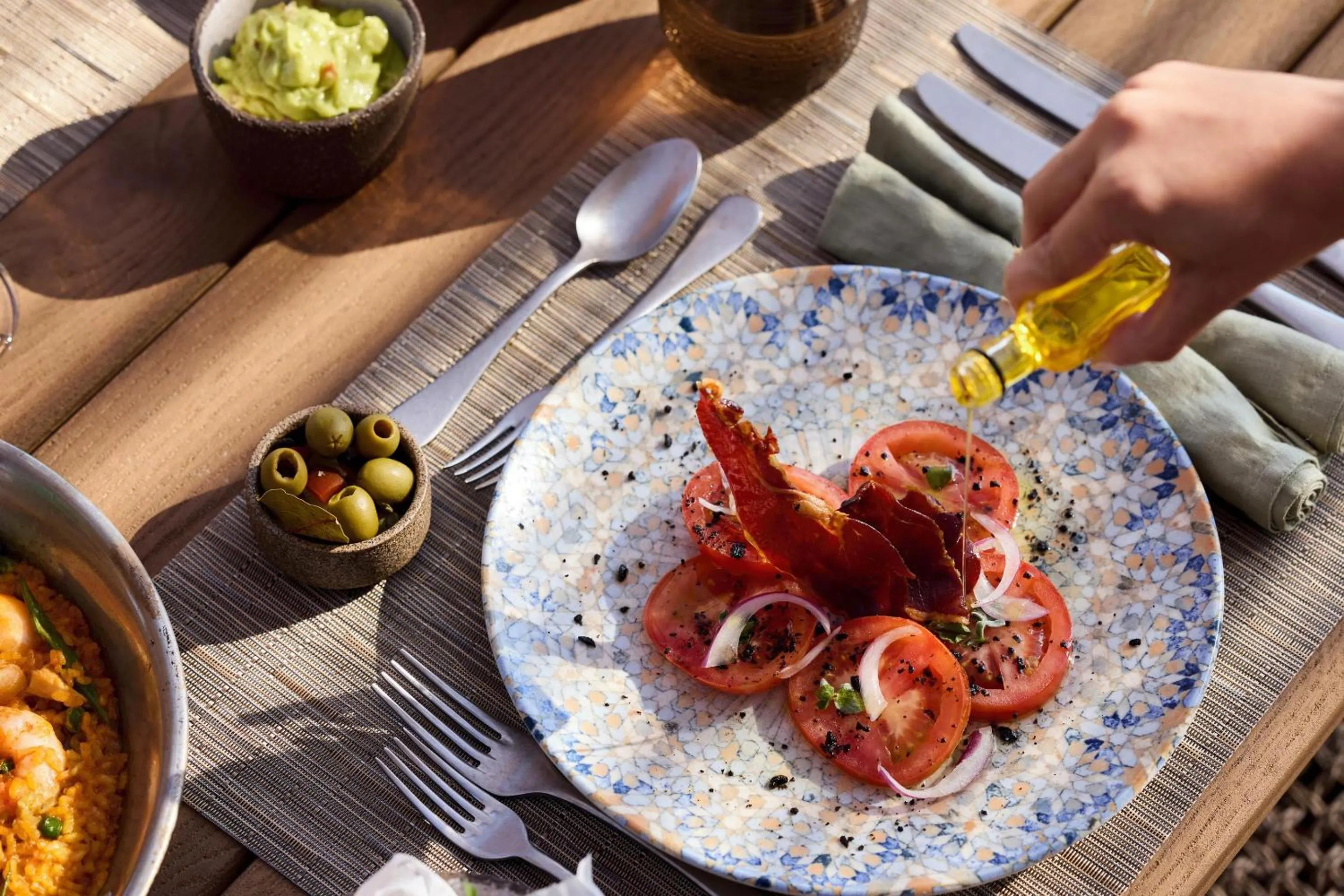 Restaurant/places to eat in Ikos Andalusia