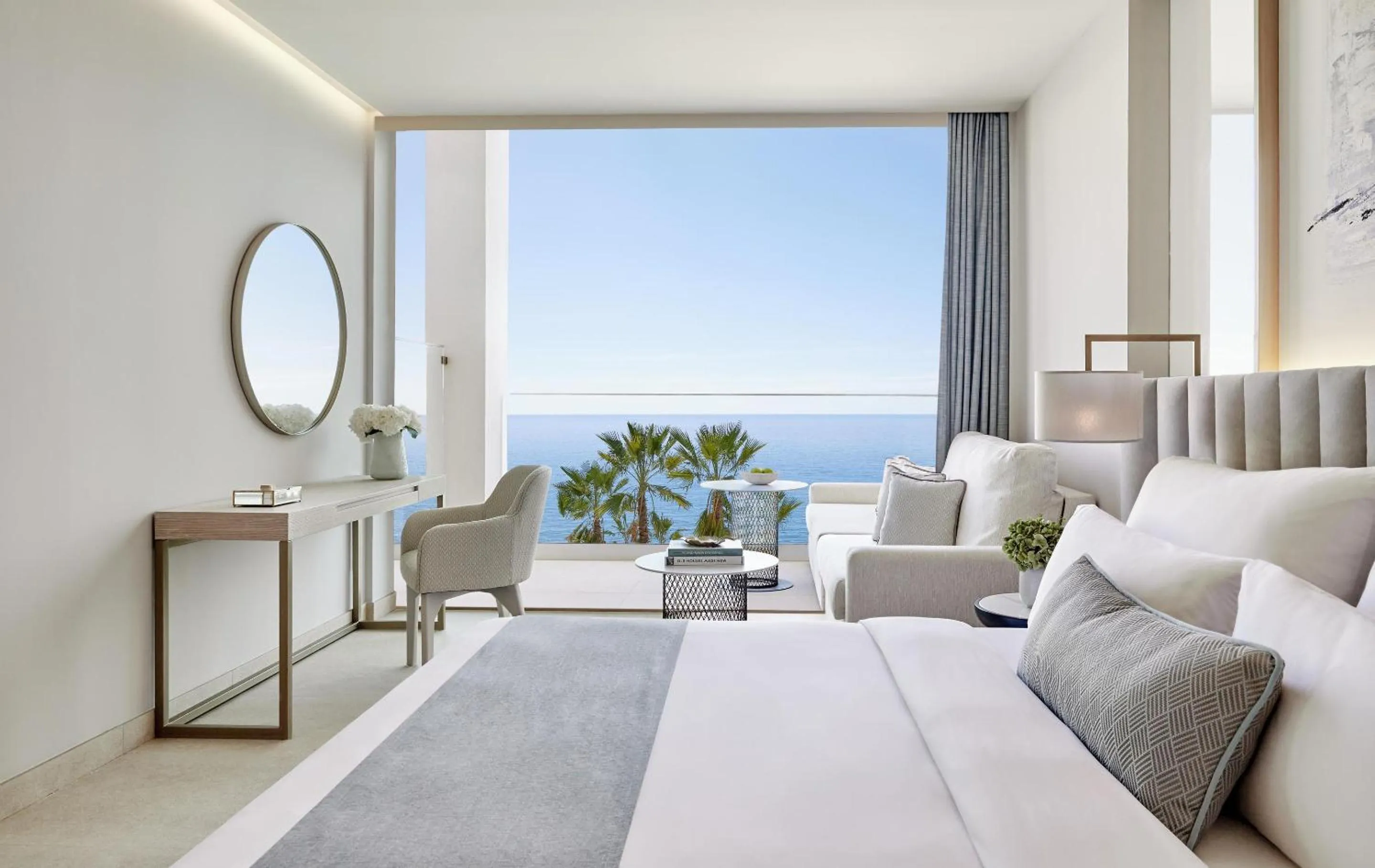 Photo of the whole room, Bed in Ikos Andalusia