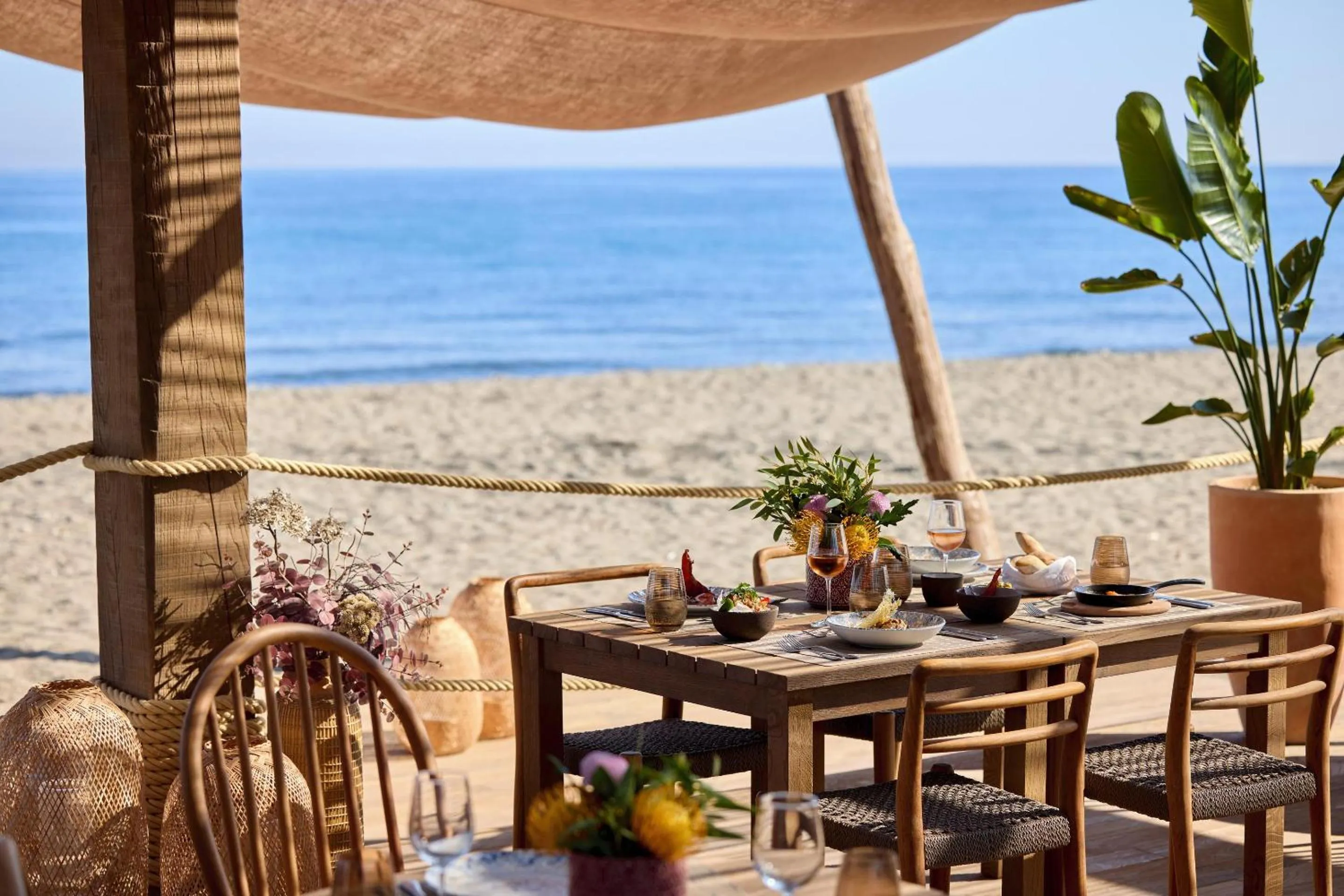 Restaurant/places to eat in Ikos Andalusia