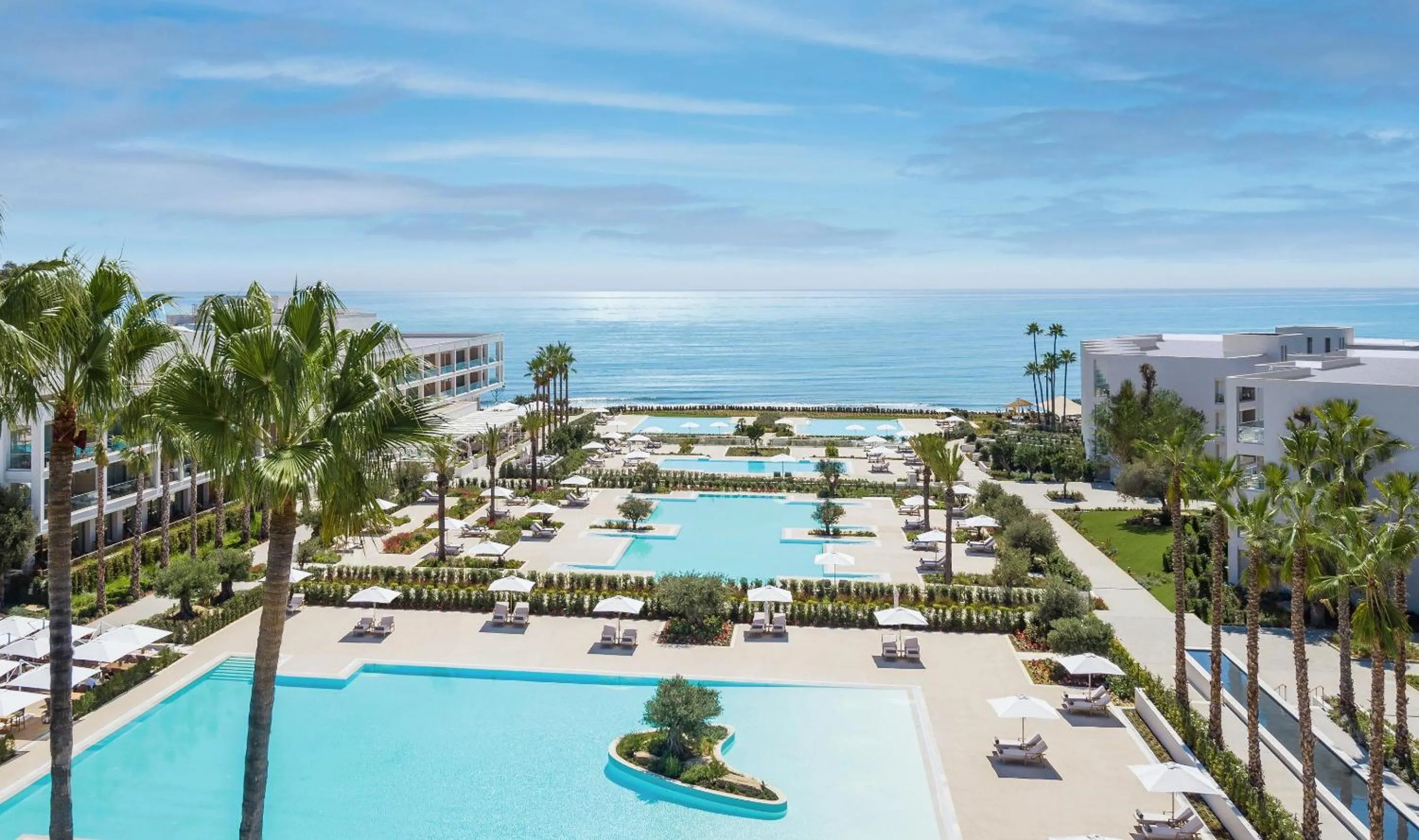 Swimming pool in Ikos Andalusia