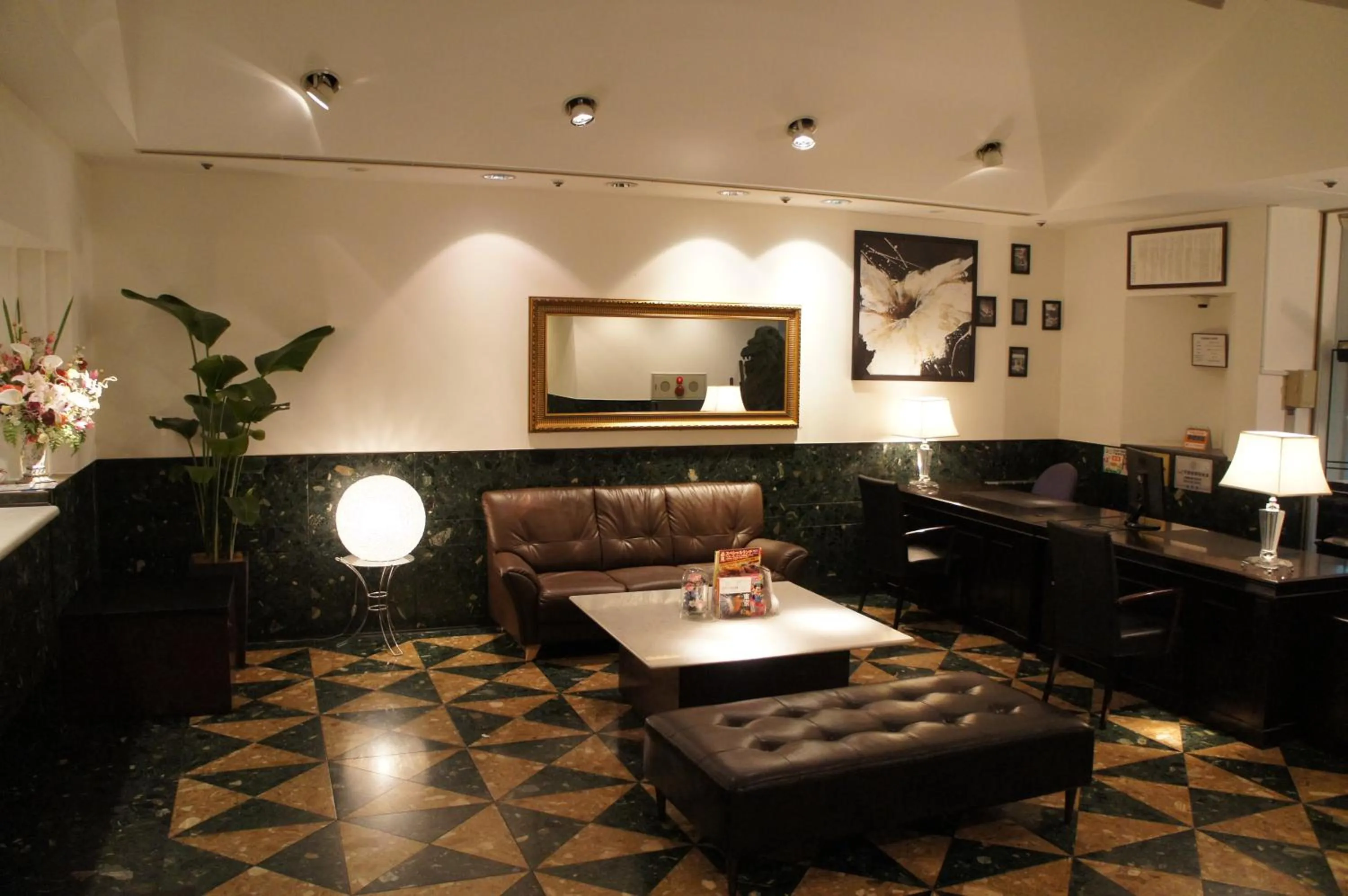 Lobby or reception in Hotel Abest Meguro